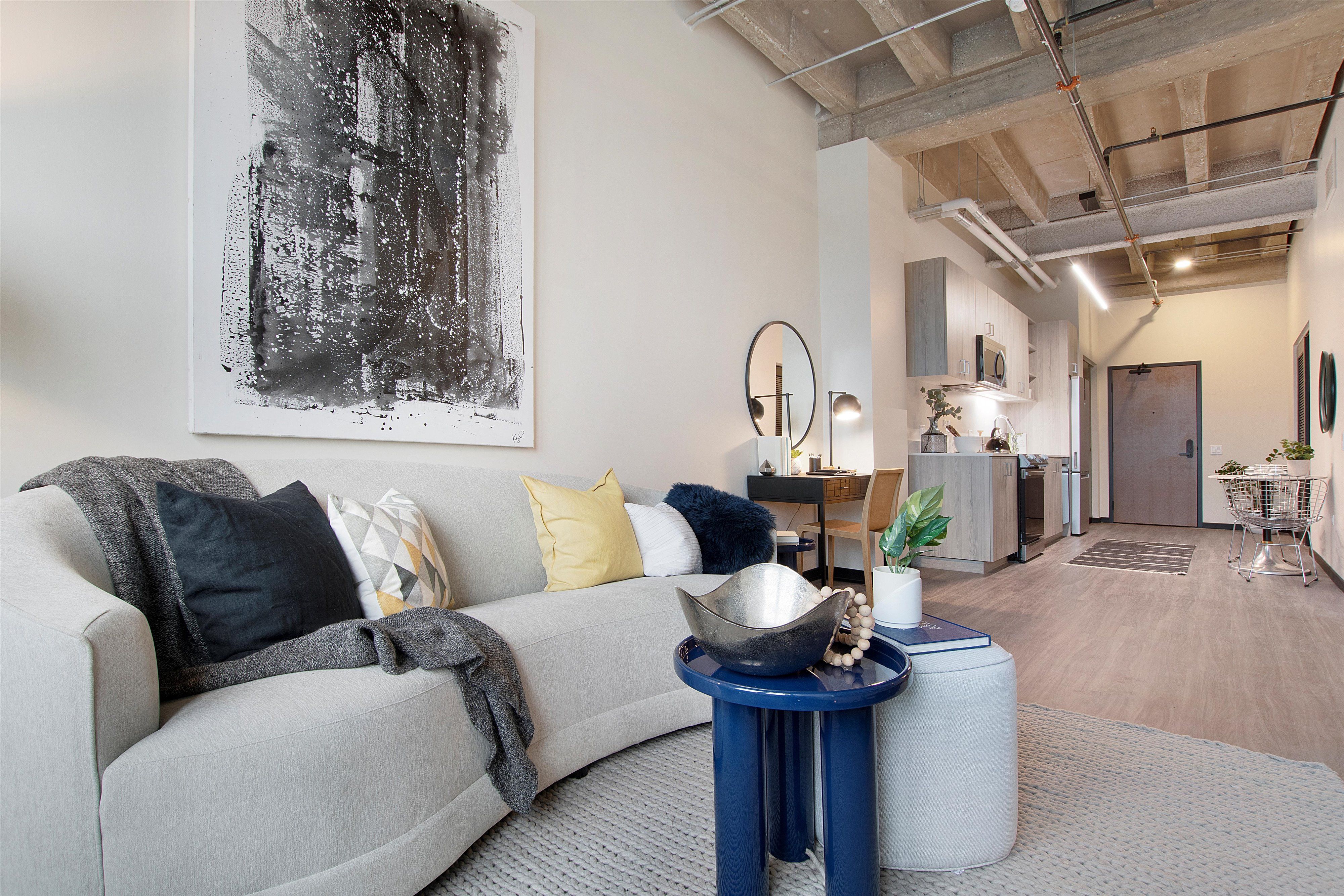 The Ludlow 2032 N Clybourn Ave, Chicago, IL 60614