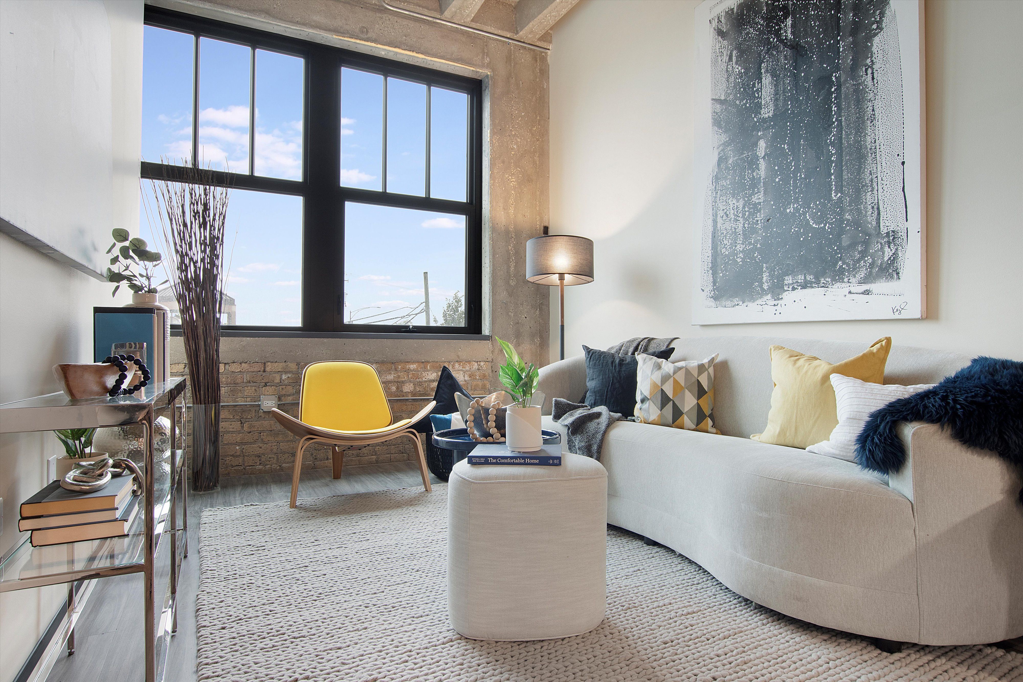 The Ludlow 2032 N Clybourn Ave, Chicago, IL 60614