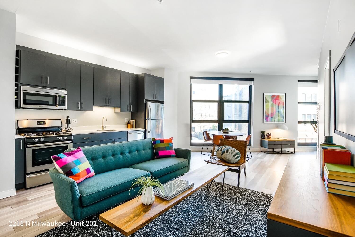 L Logan 2211 N. Milwaukee Ave, Chicago 60647 Logan Square - Leasing by Cross Street