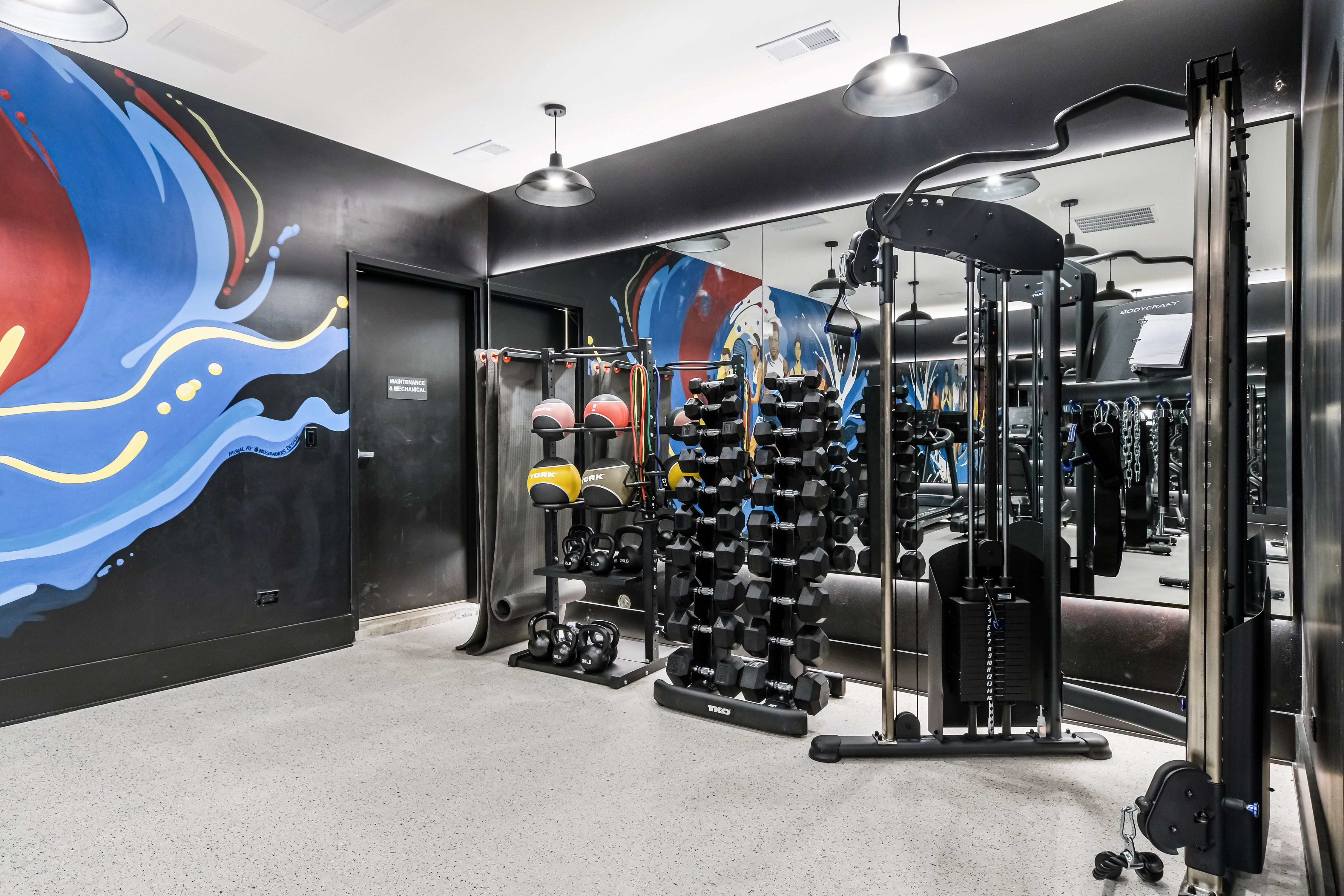 EdgeLux 5753 N Broadway, Chicago, IL 60660 Edgewater - Leasing by Cross Street