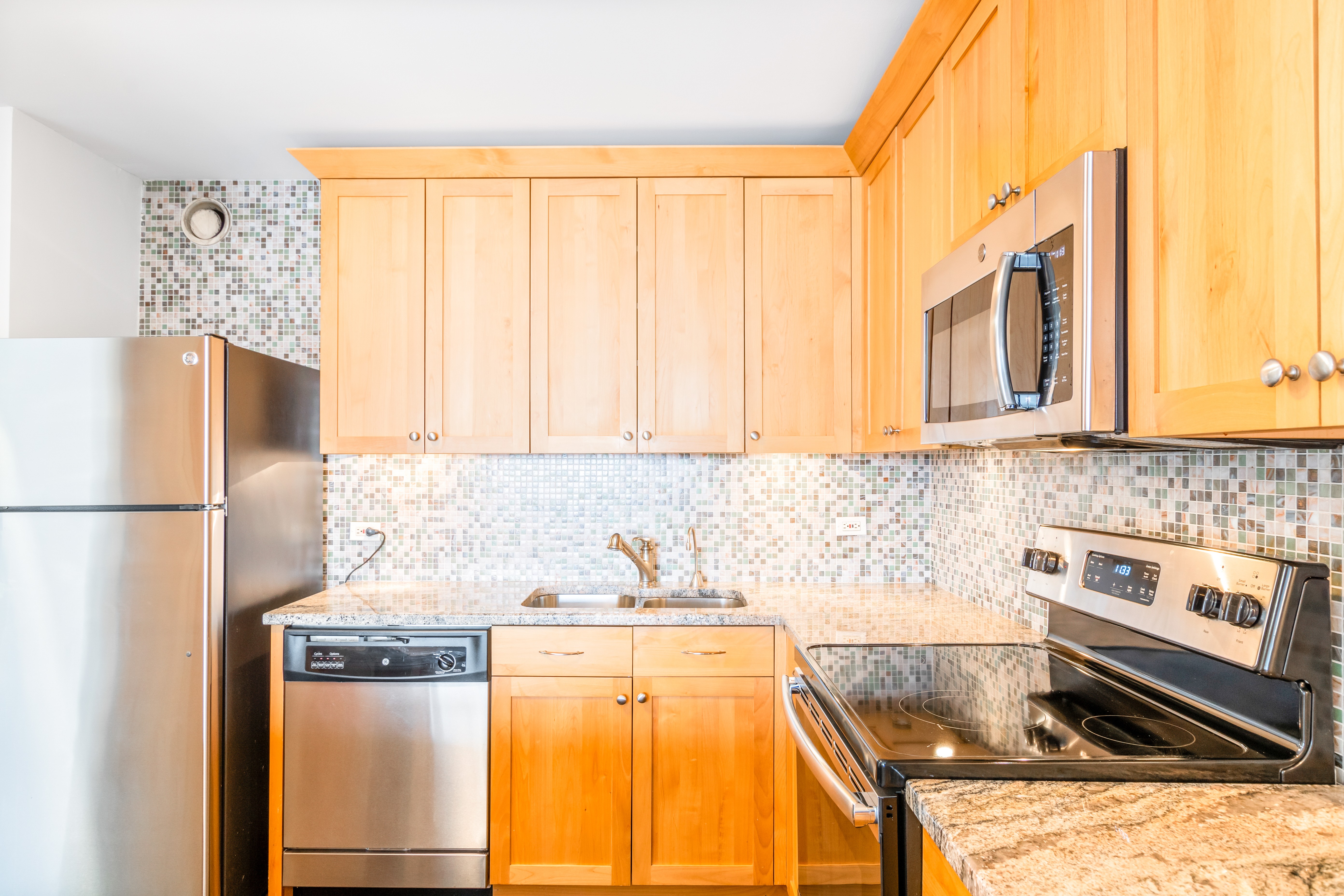 K Square 1749 N Wells Street, Chicago, IL 60614