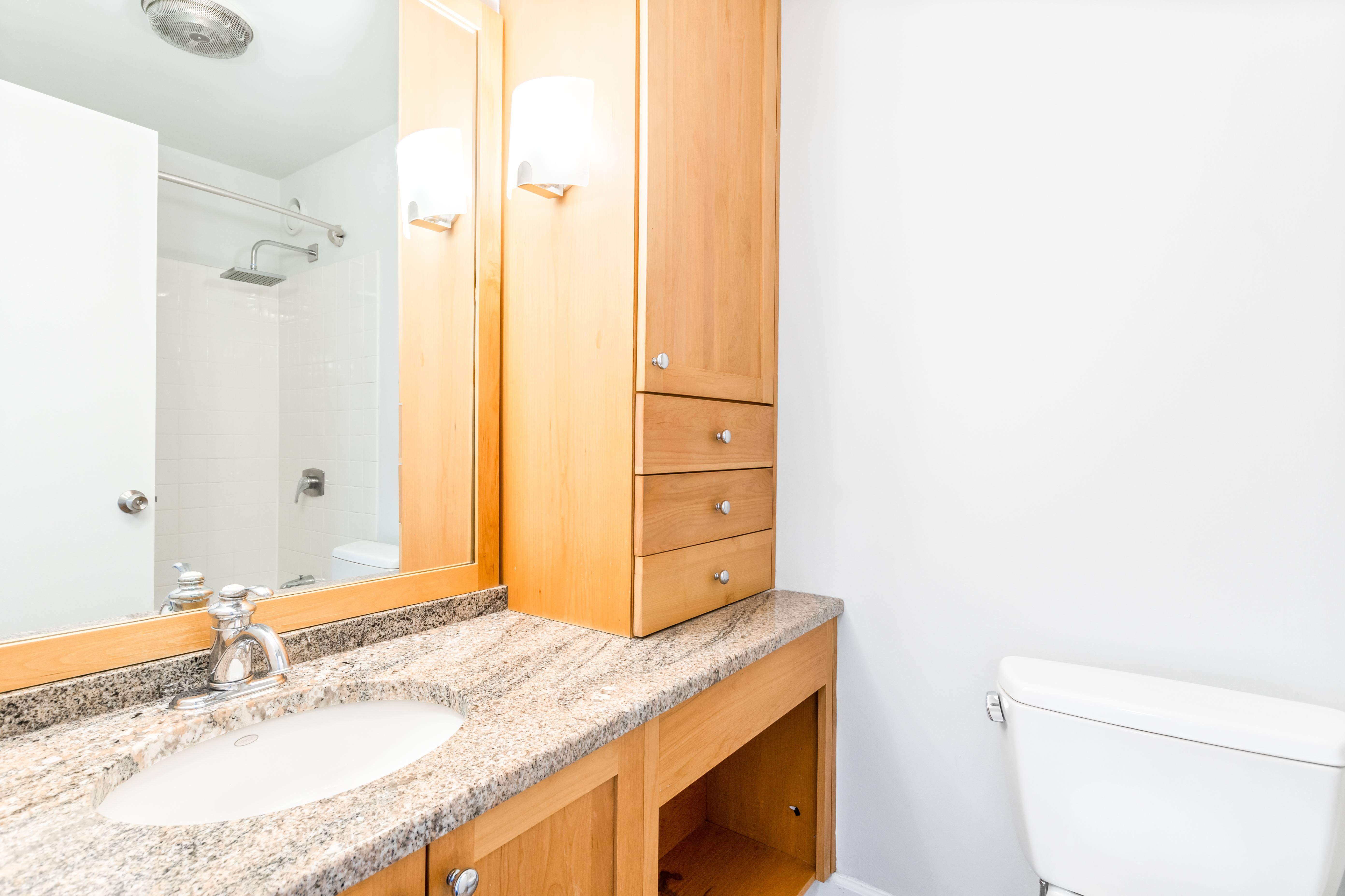 K Square 1749 N Wells Street, Chicago, IL 60614