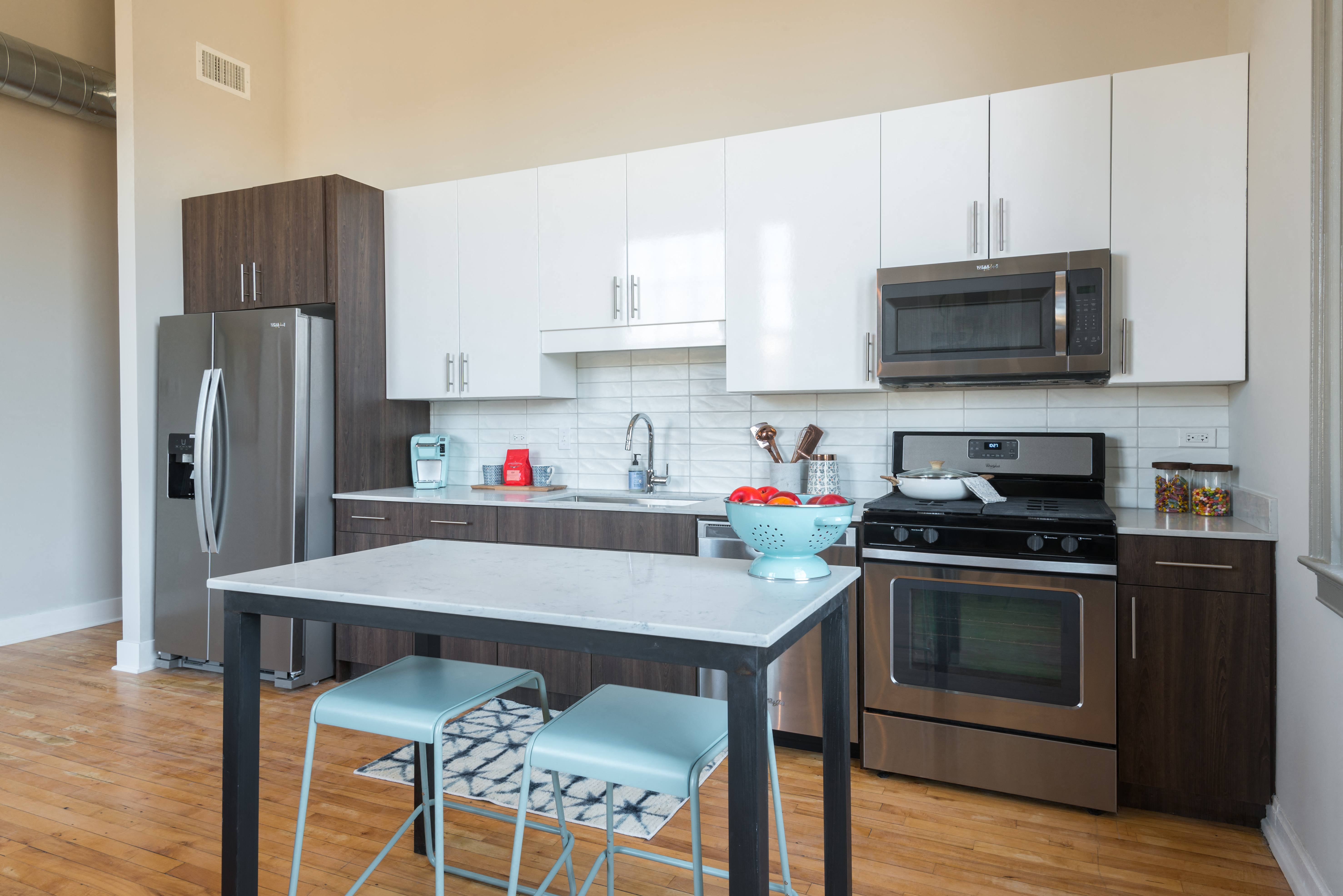 Stewart School Lofts 4525 N Kenmore Ave, Chicago, IL 60640 Uptown - Leasing by Cross Street