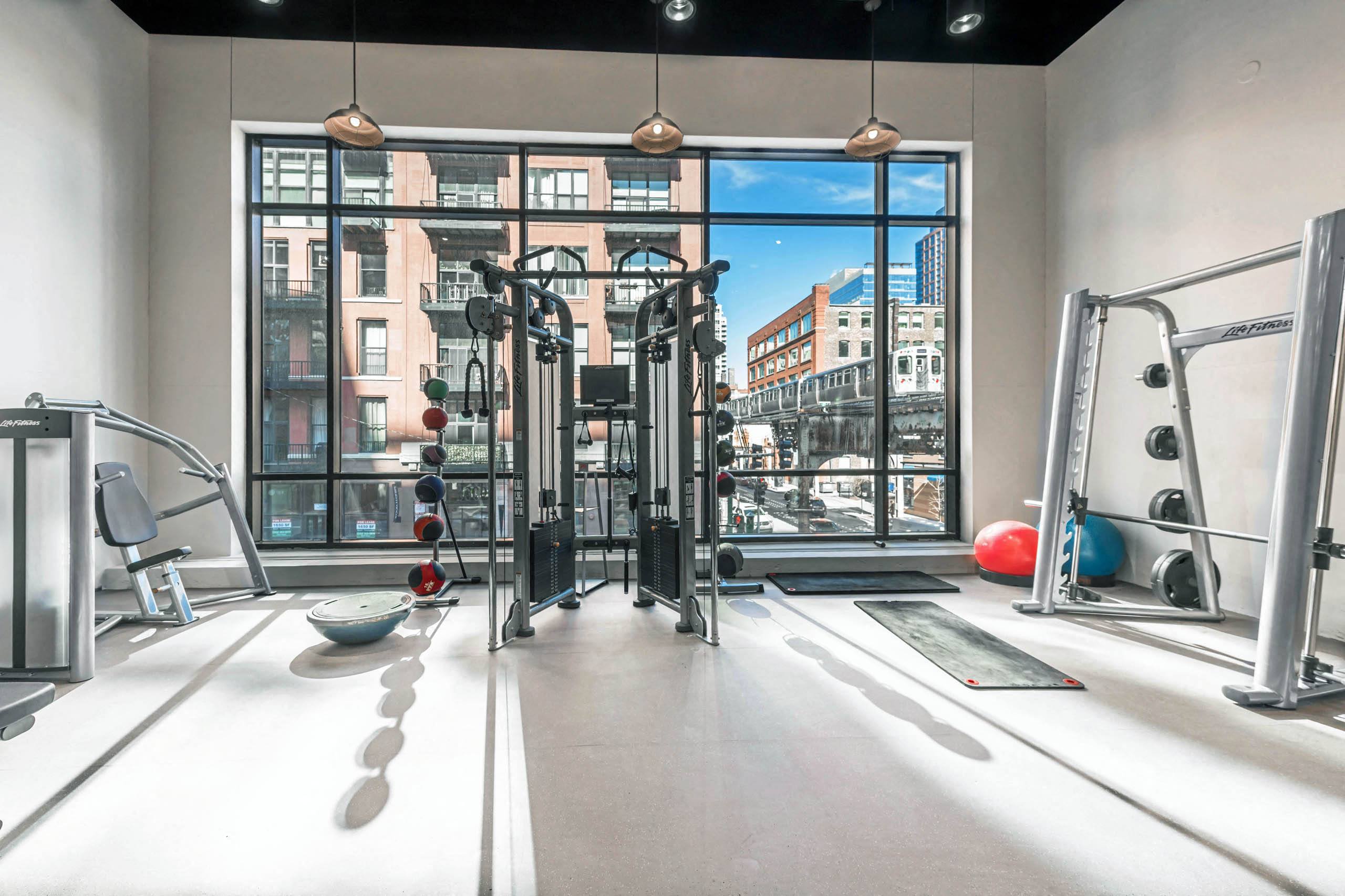 River North Park 320 W Illinois St, Chicago 60654 - Leasing by Cross Street