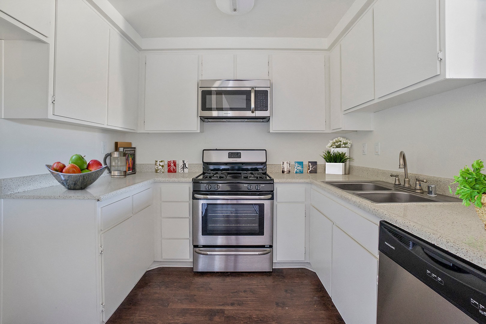 property for rent #1