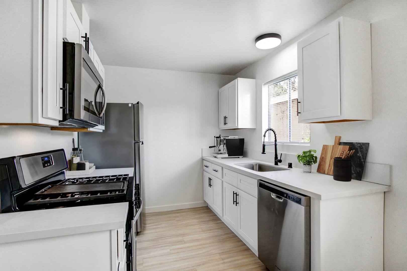 property for rent #1