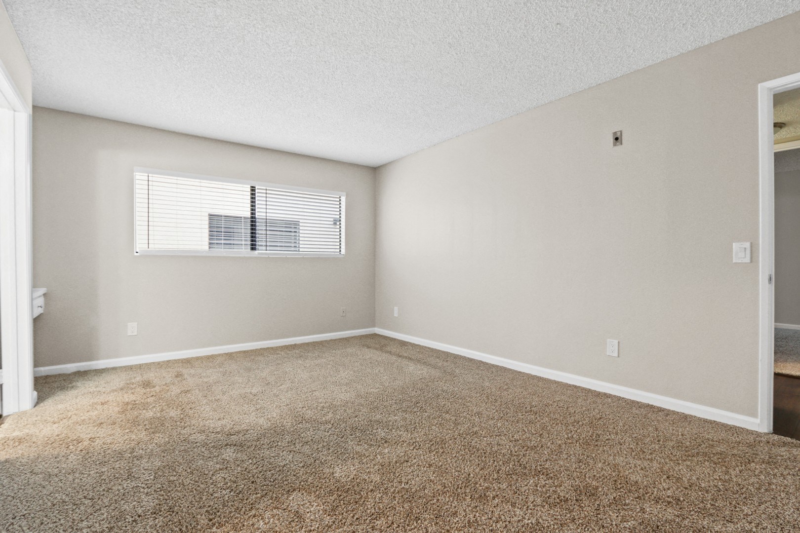 property for rent #5