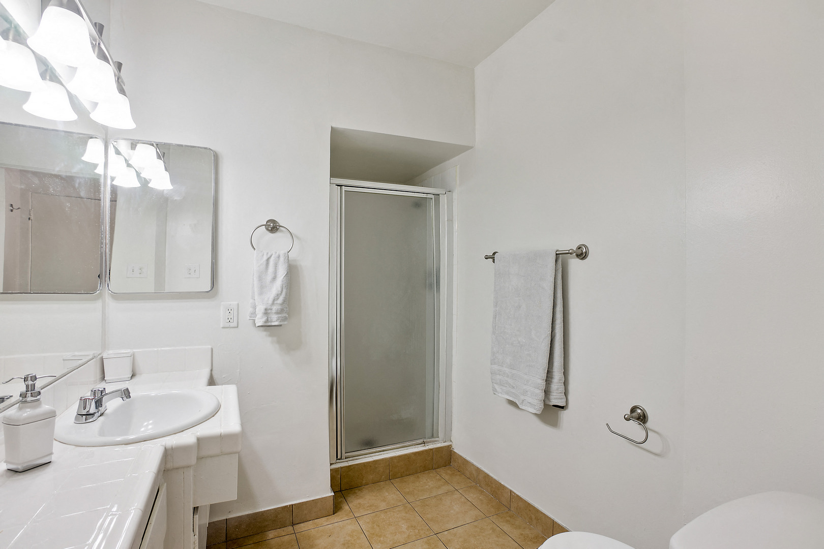 property for rent #7