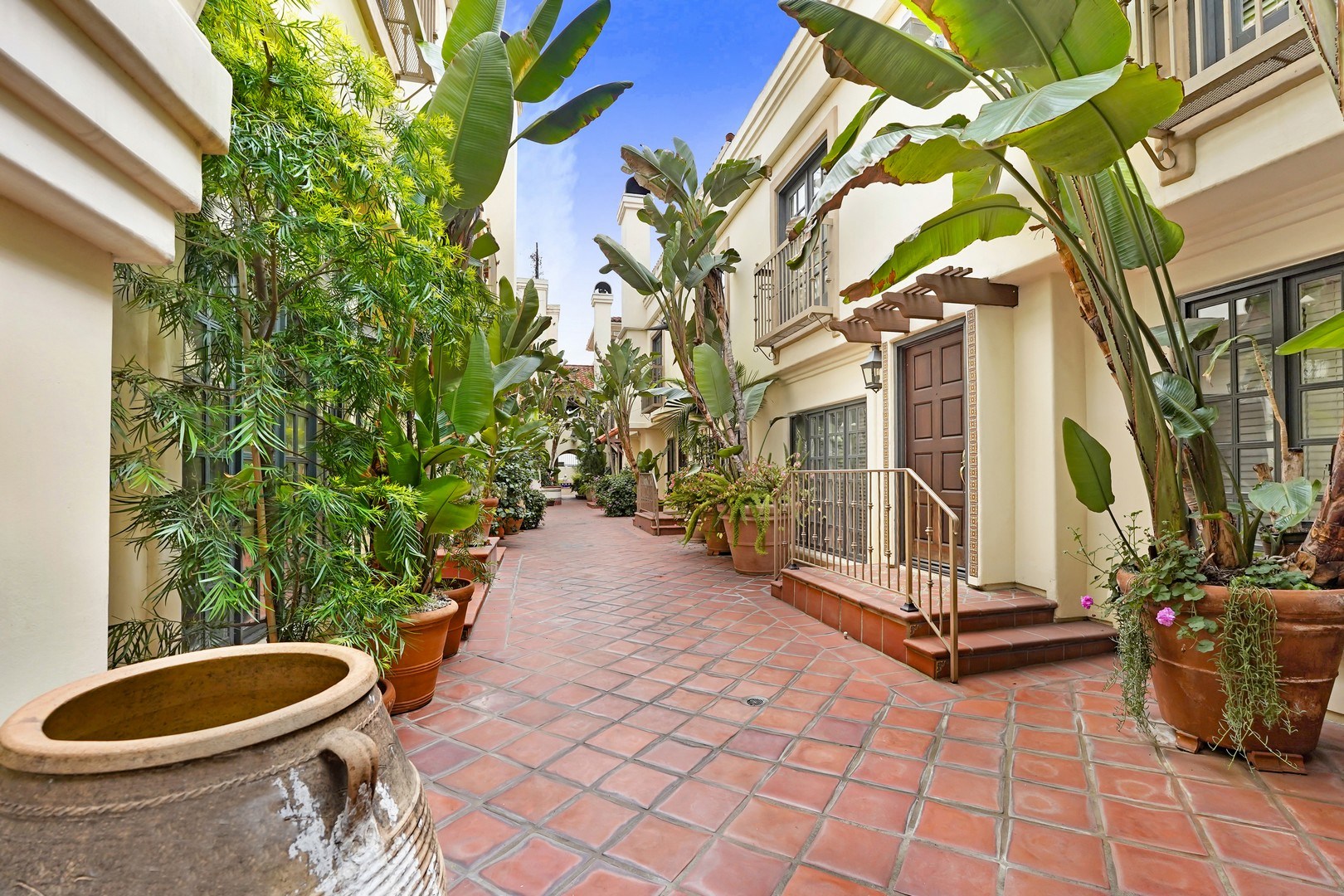 property for rent #4