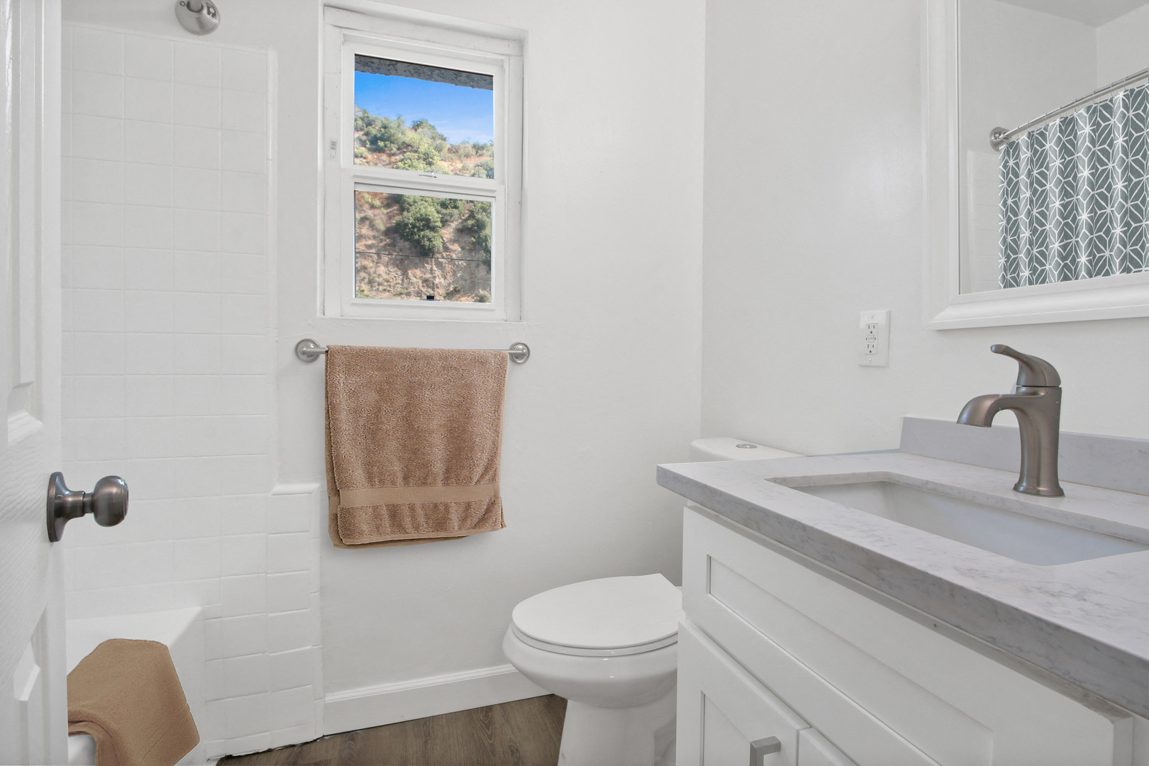 property for rent #4