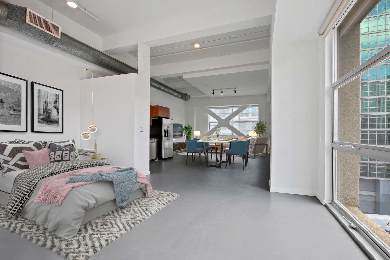 http://cdn.rentcafe.com/dmslivecafe/2/40772/IMG_1834_VS(1).jpg