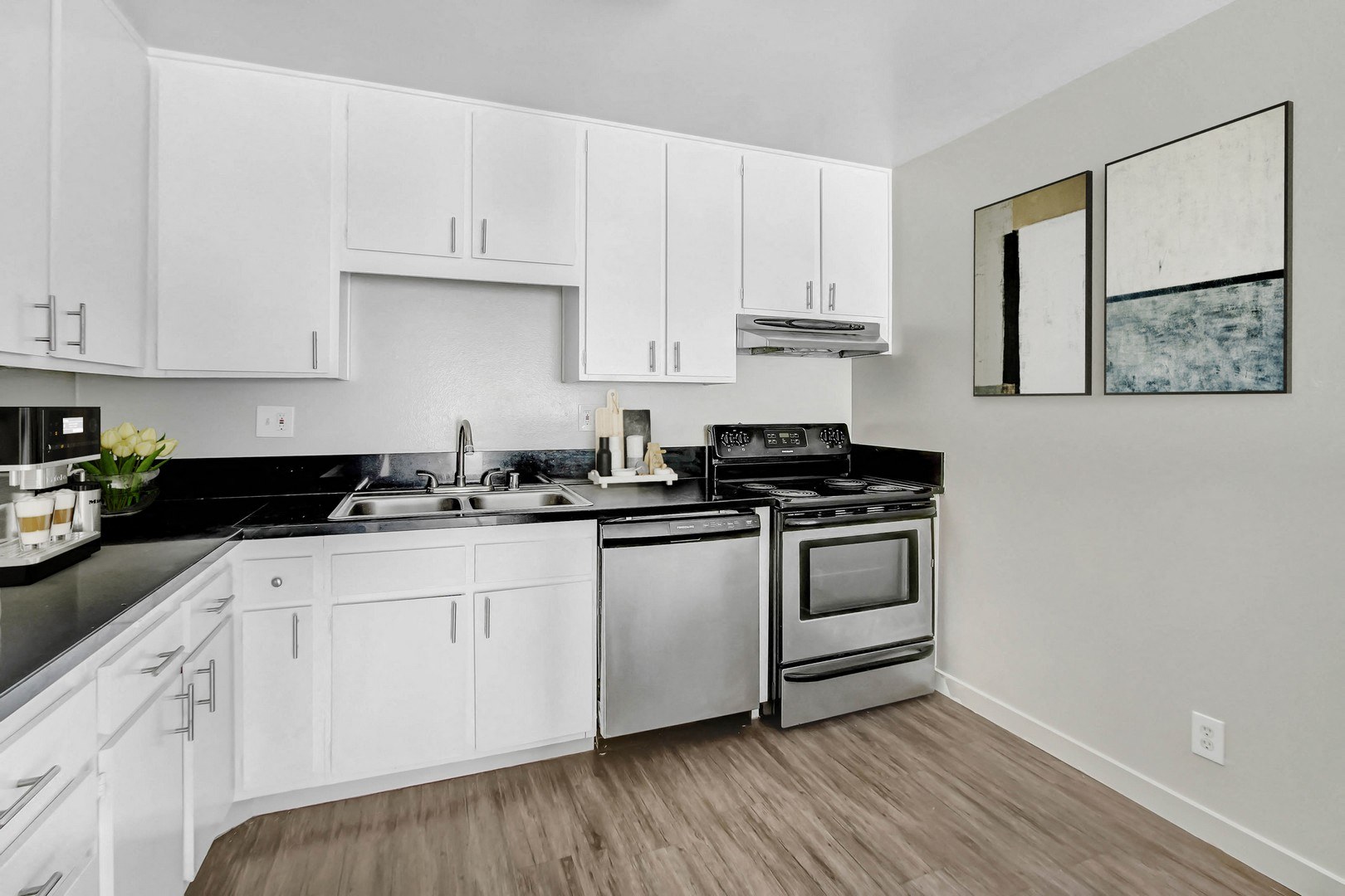 property for rent #1