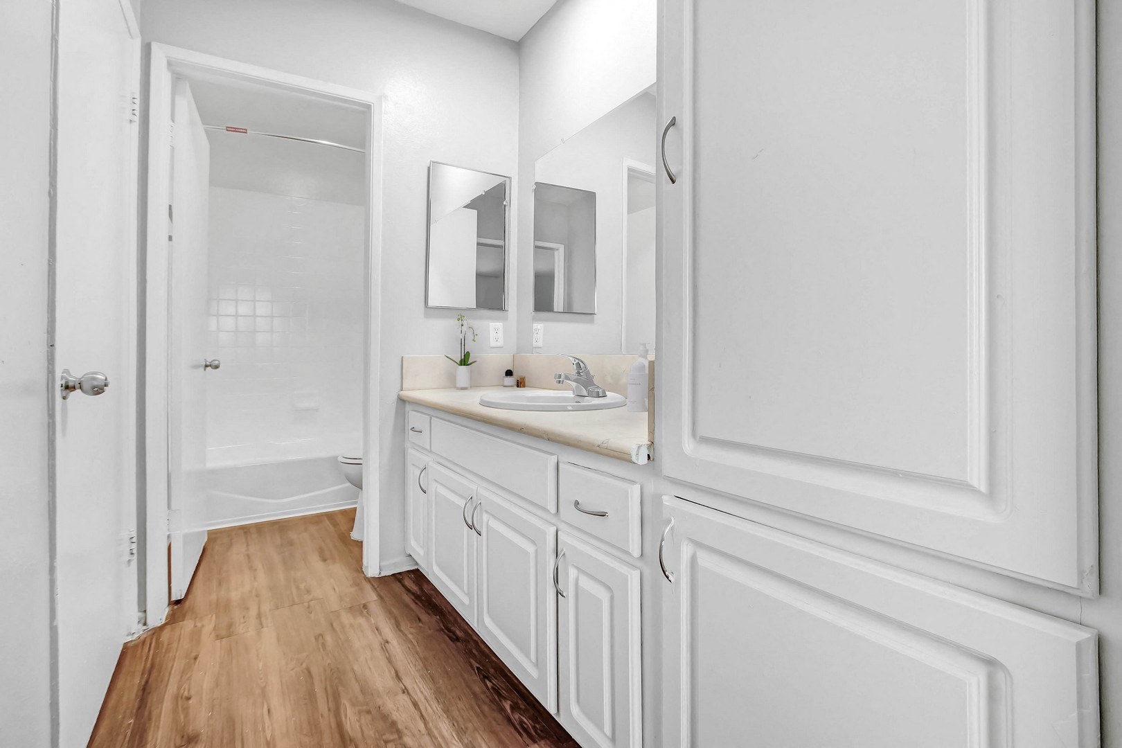 property for rent #4