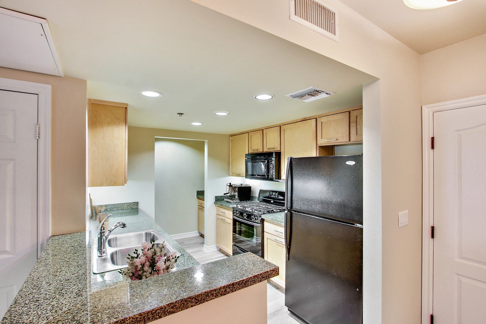 property for rent #1