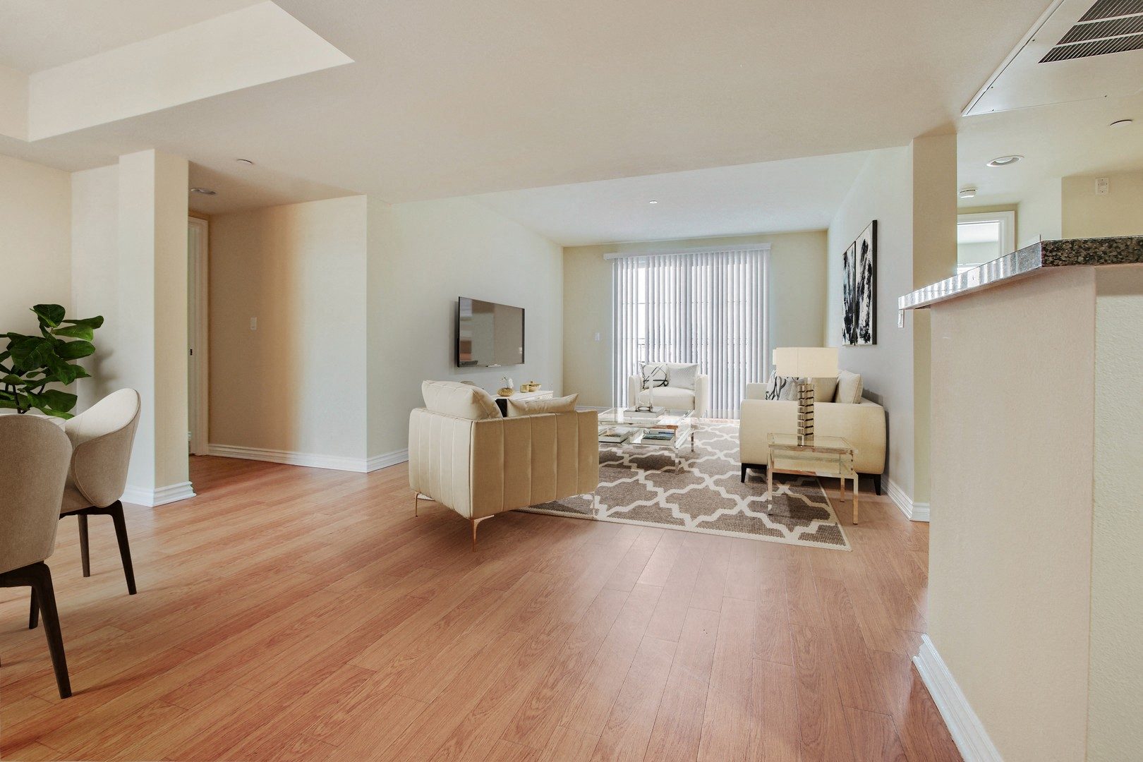 property for rent #4