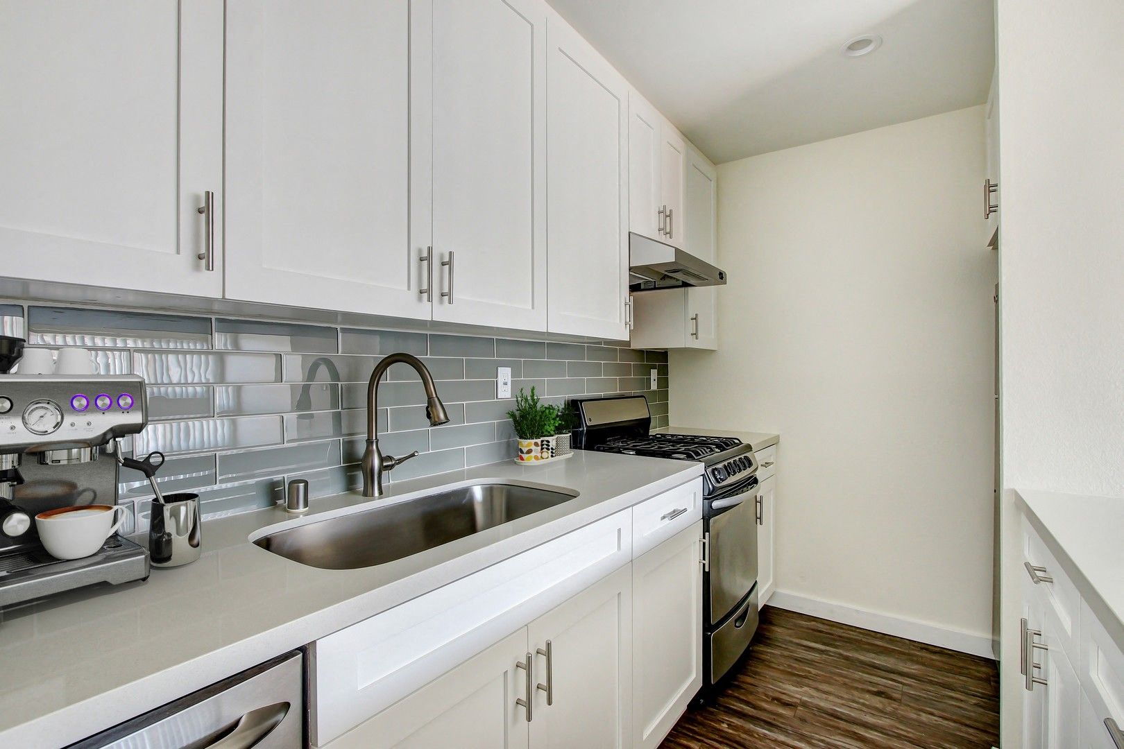 property for rent #1