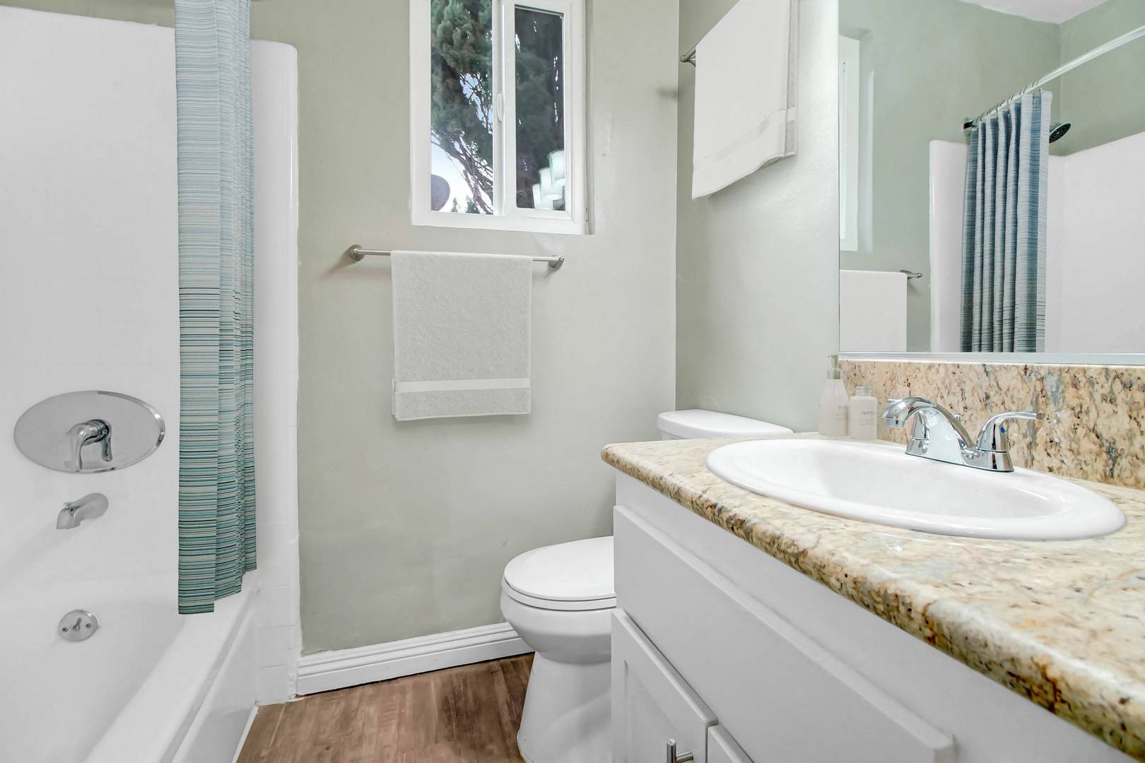 property for rent #6