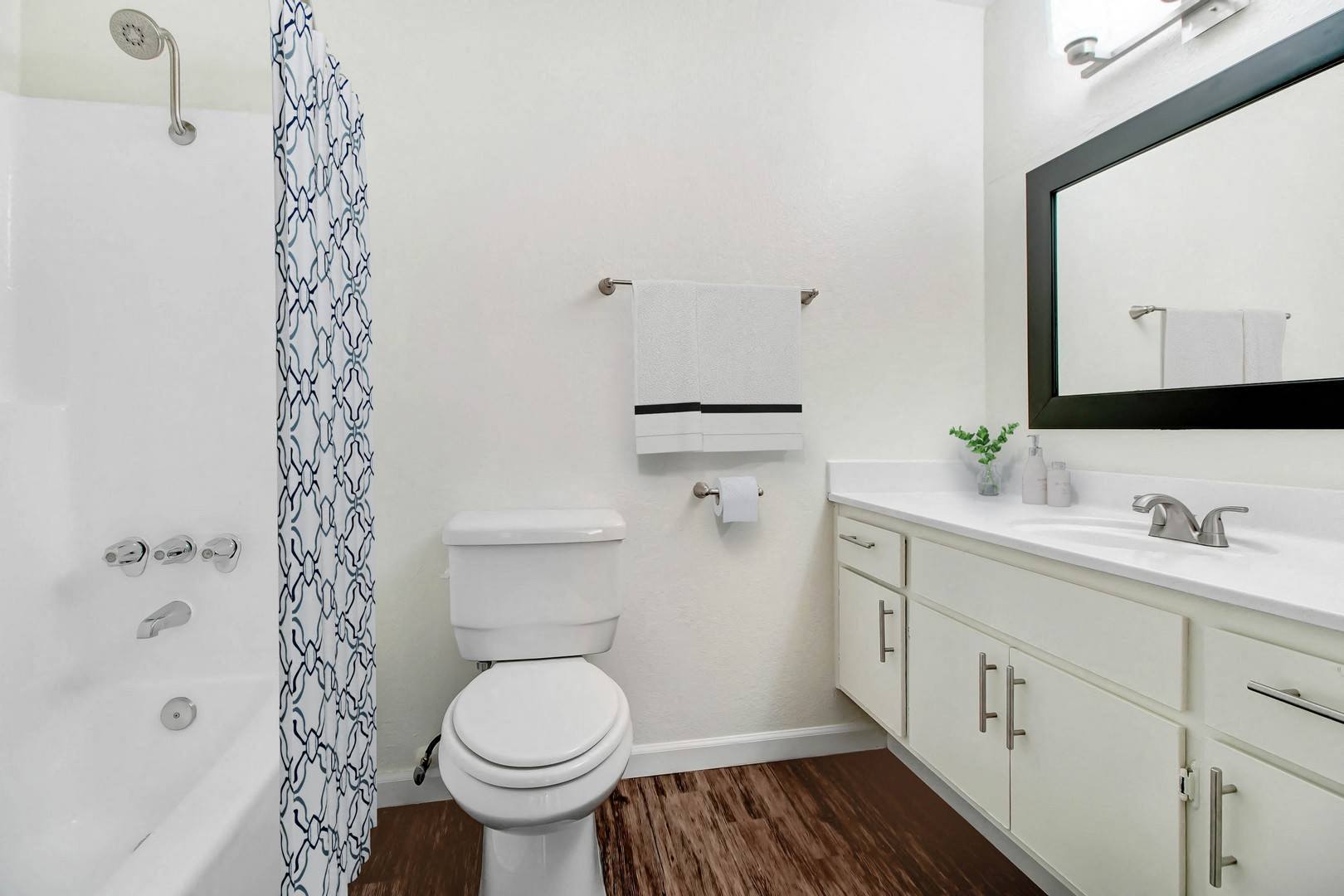 property for rent #5