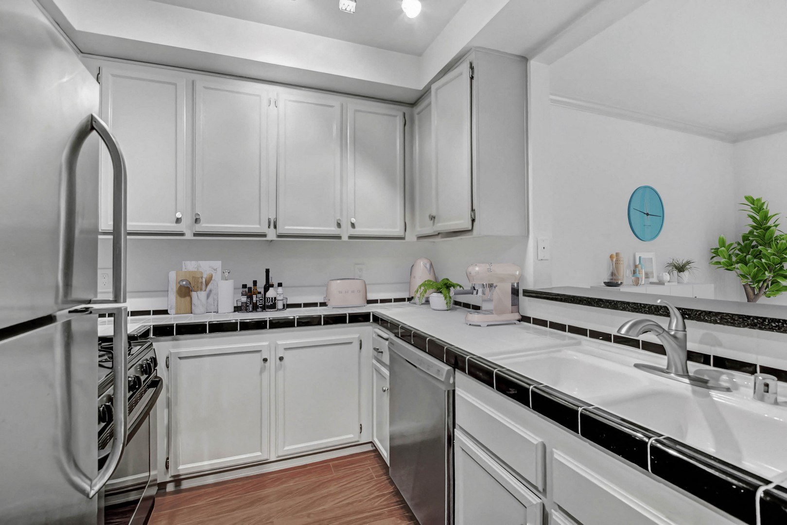 property for rent #1