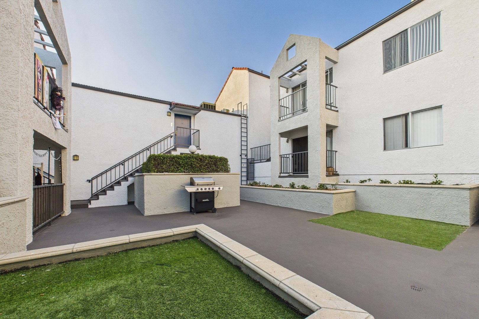 property for rent #7