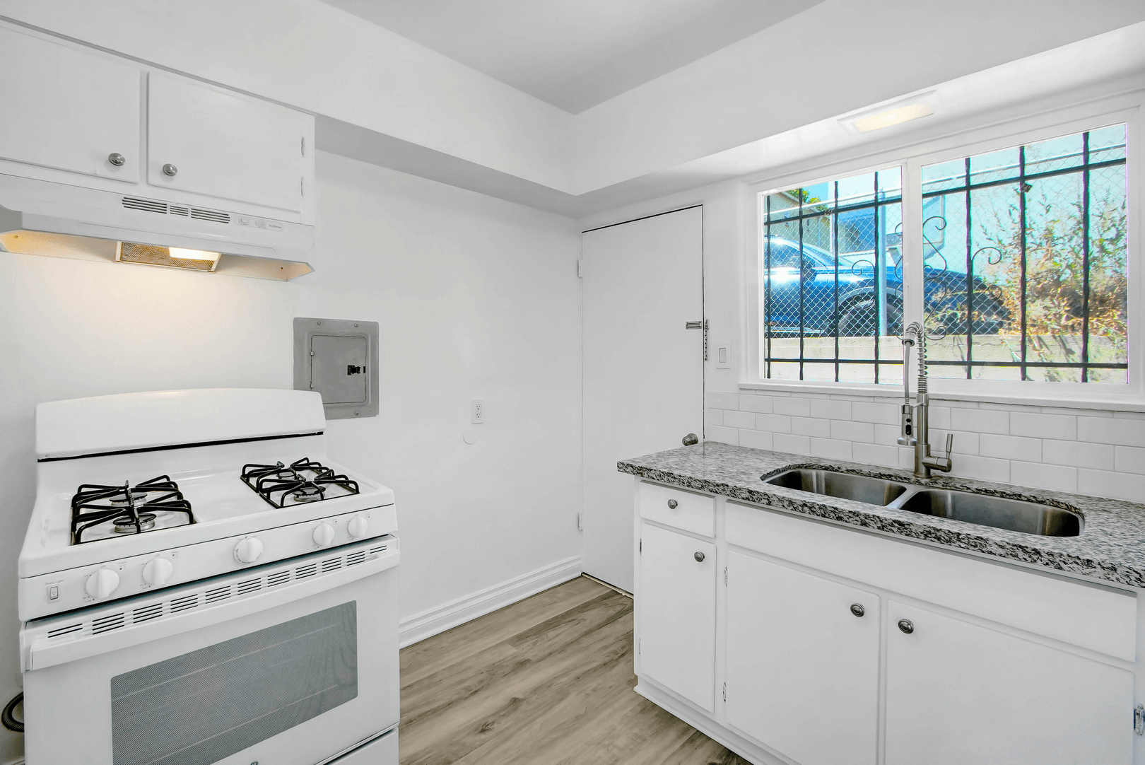 property for rent #1