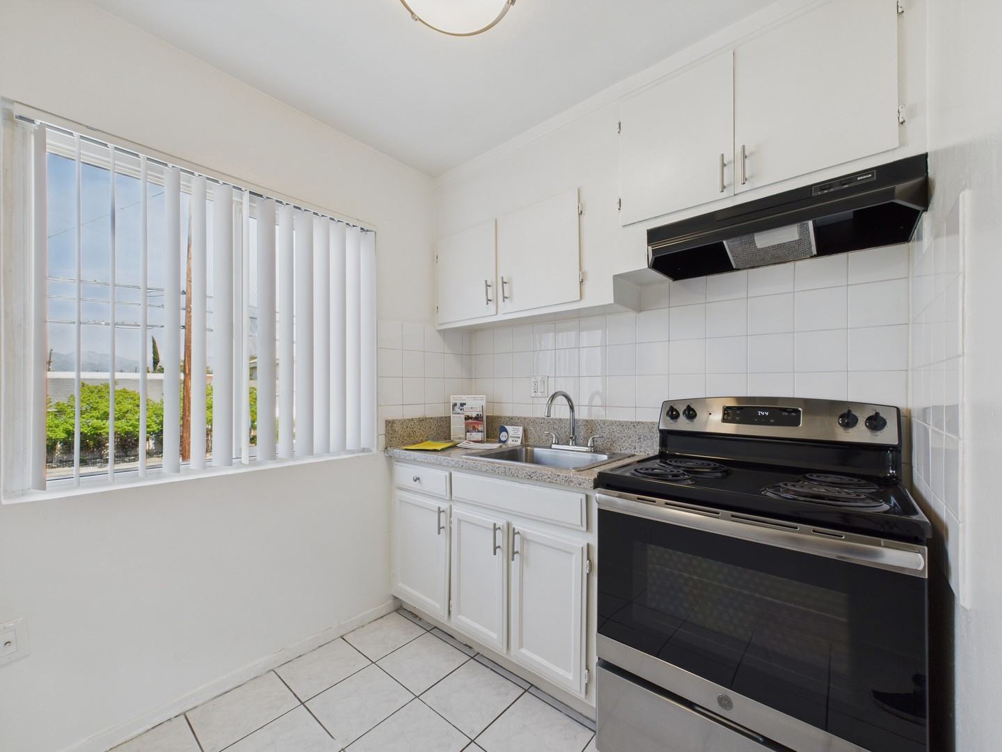 property for rent #1