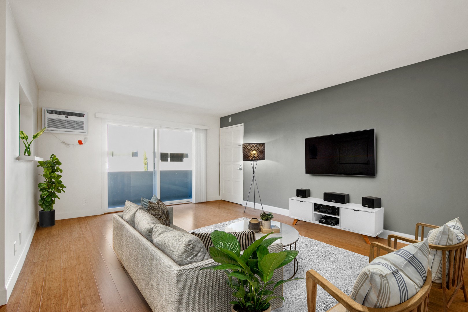 property for rent #1