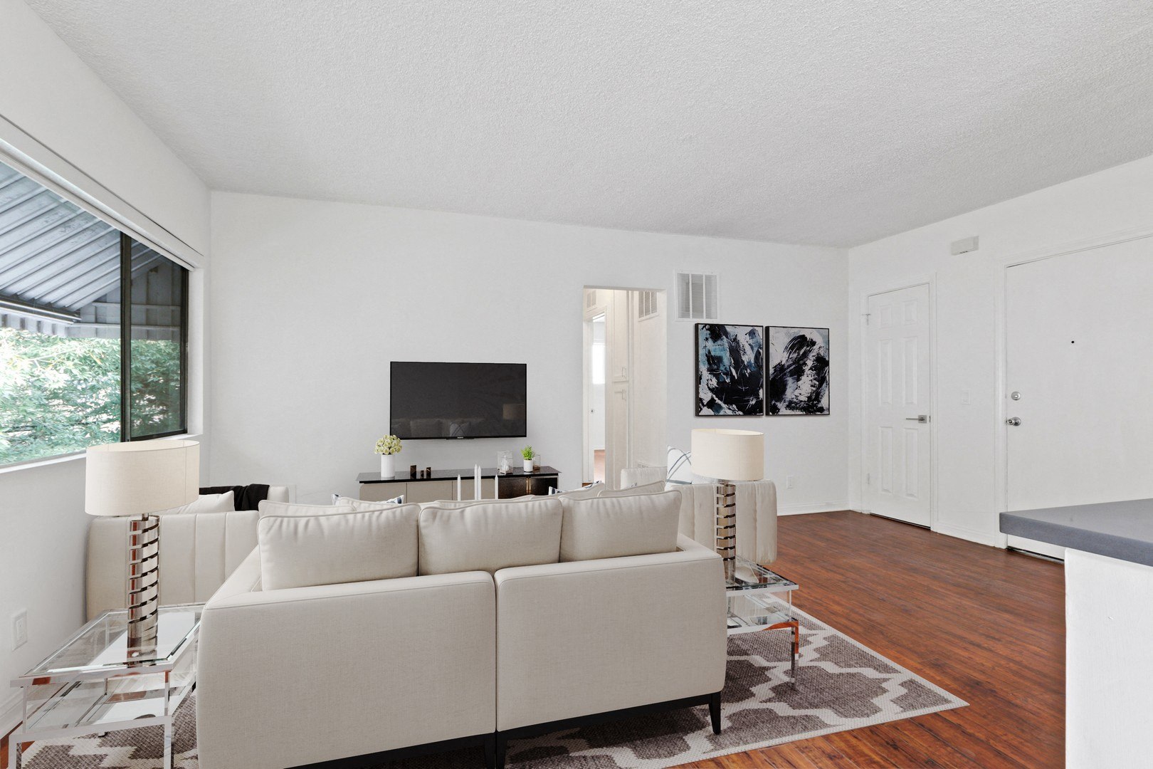 property for rent #4