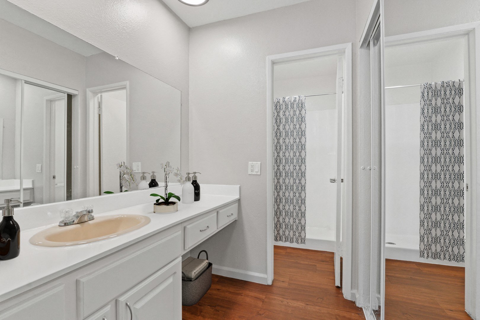 property for rent #7