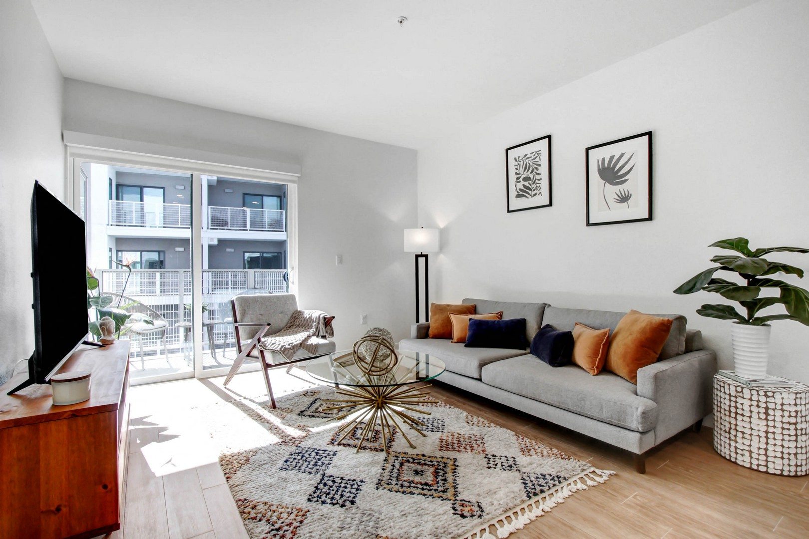 property for rent #4