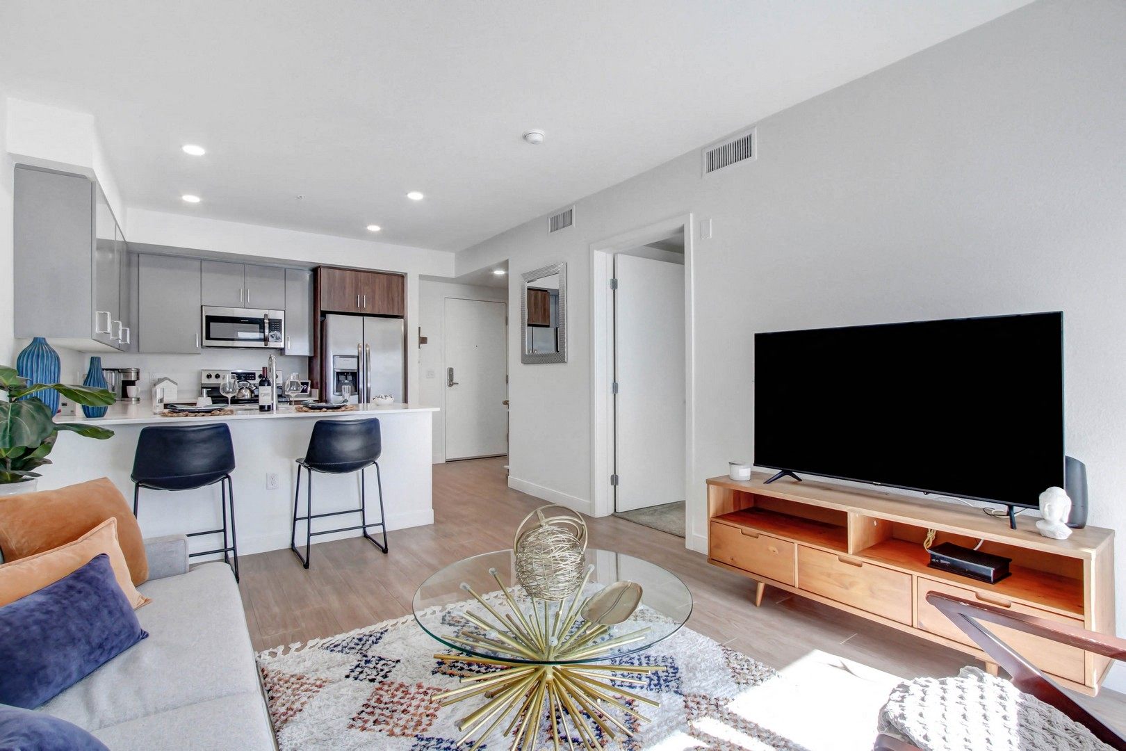 property for rent #3