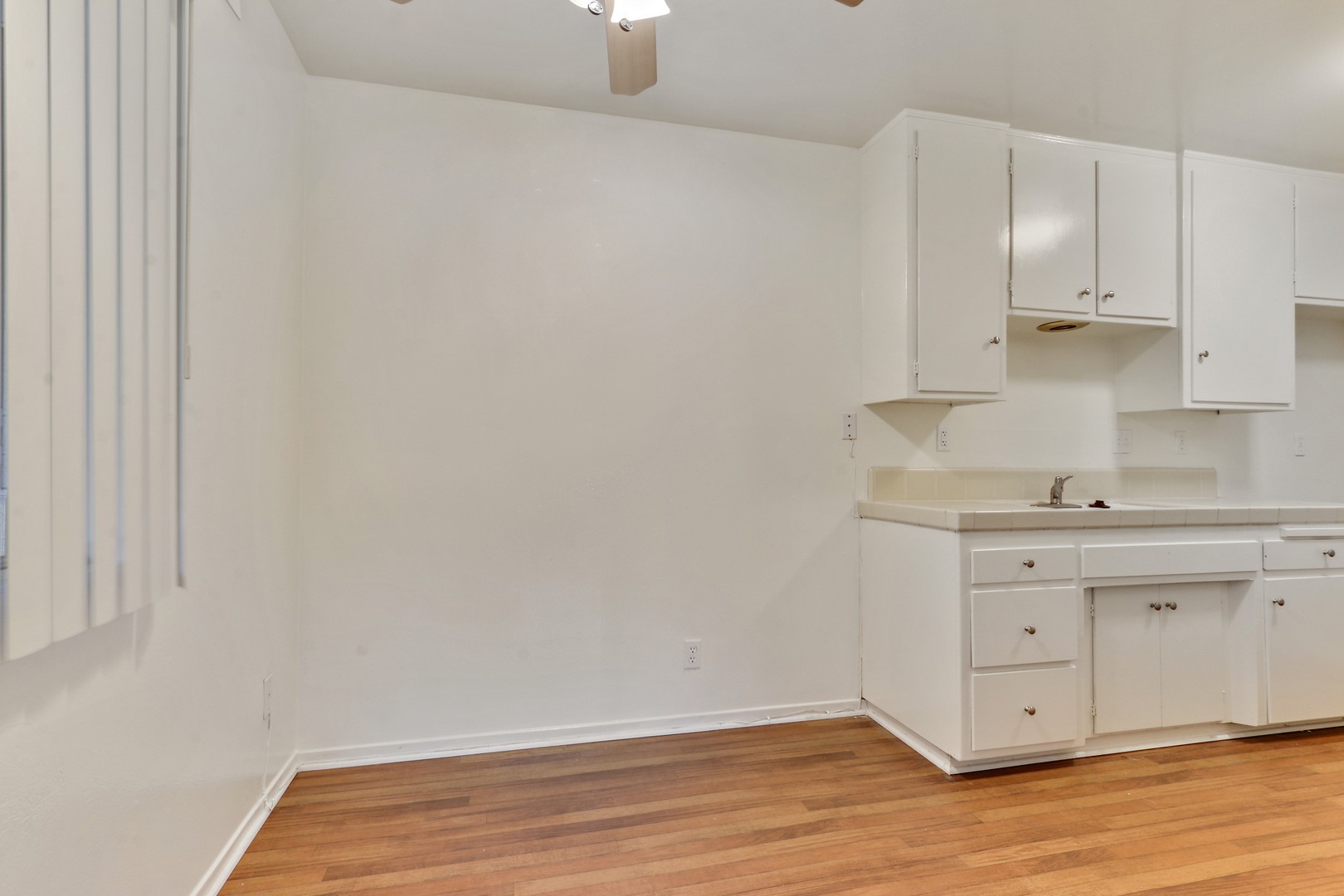 property for rent #7