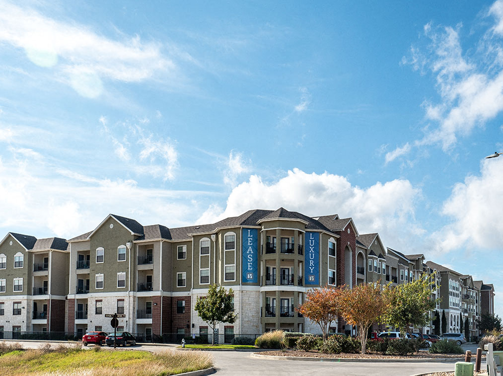 CREEKSIDE VUE APARTMENTS
