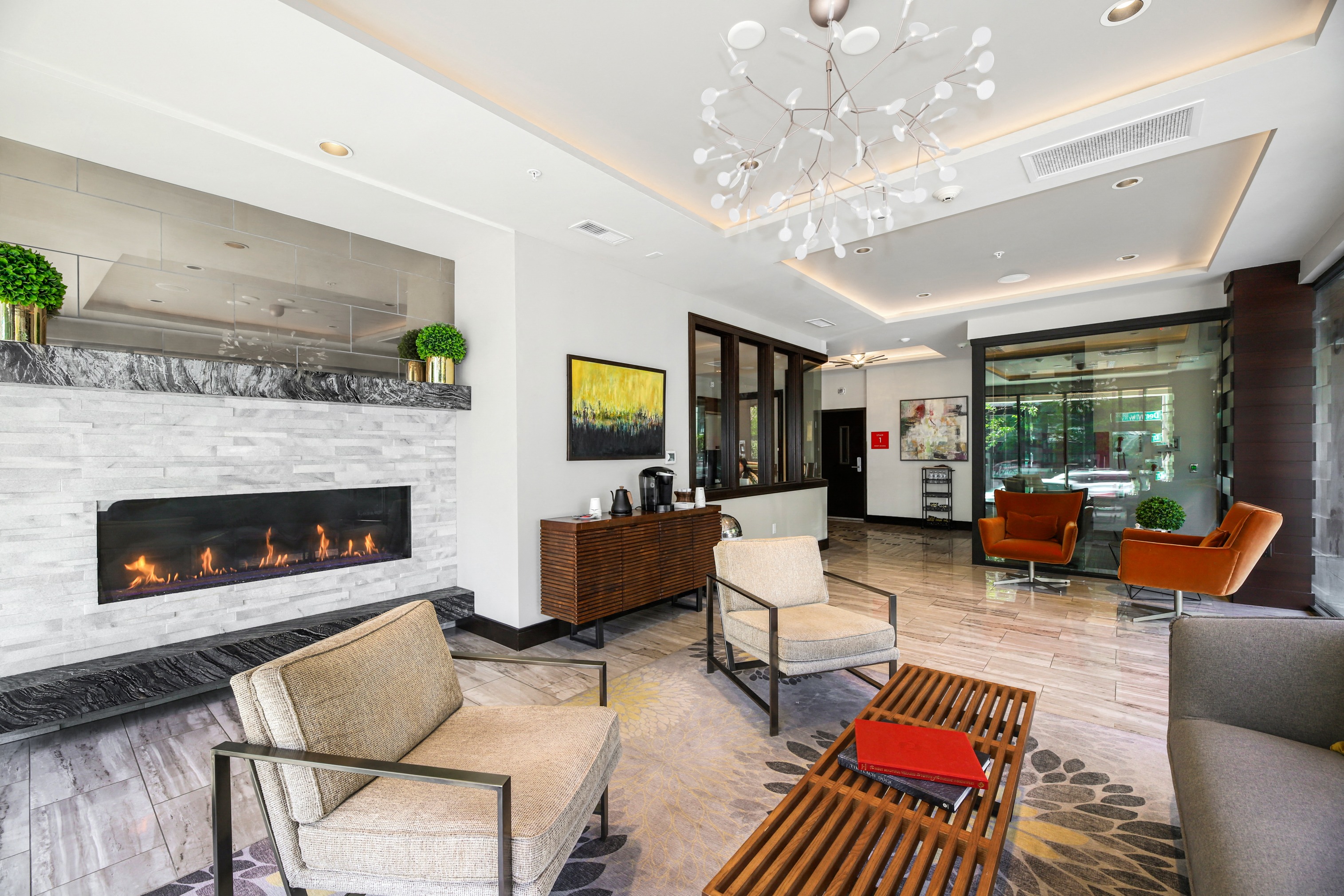 Clarendon — image 21