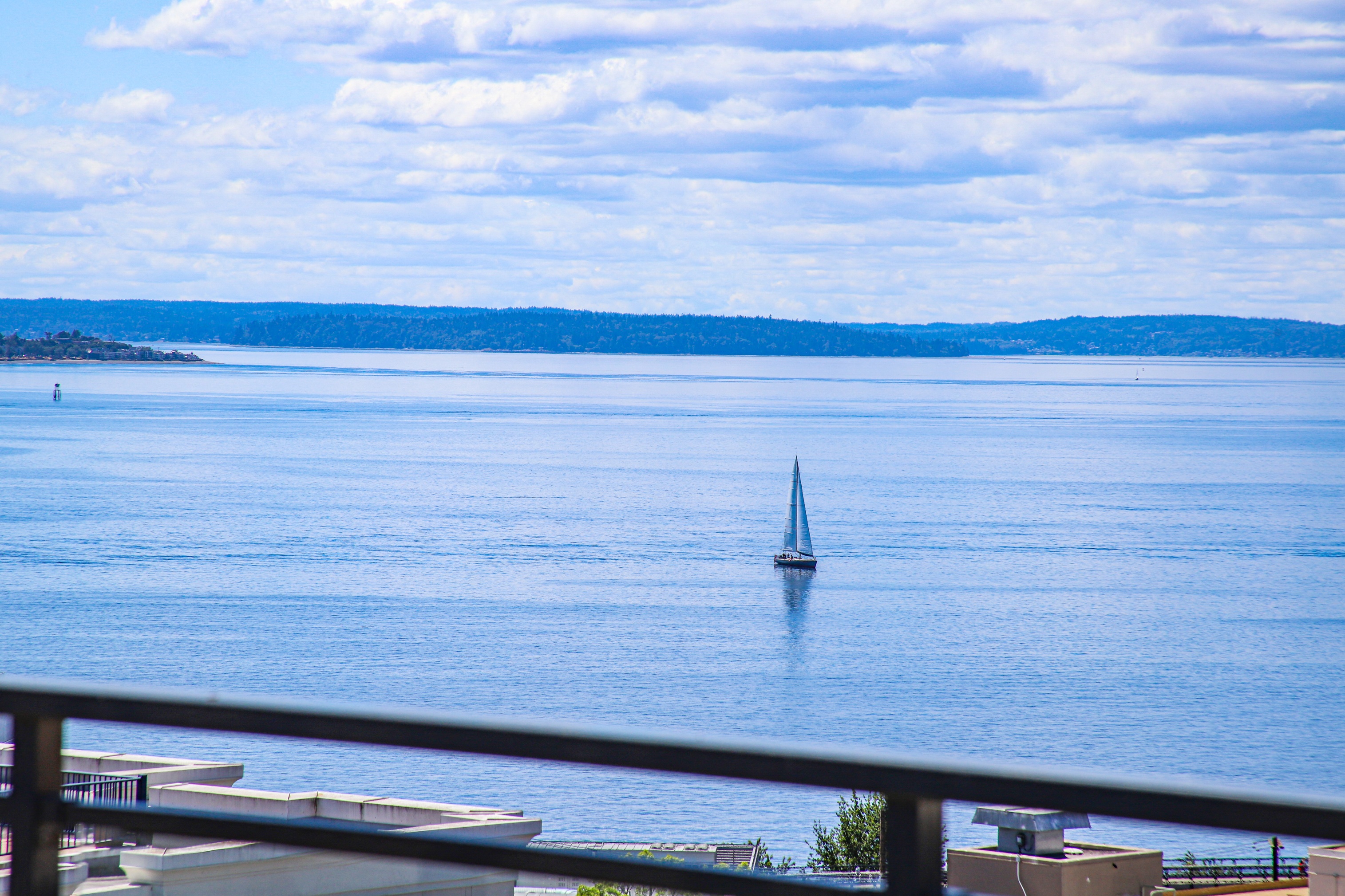 Cora Queen Anne — image 25
