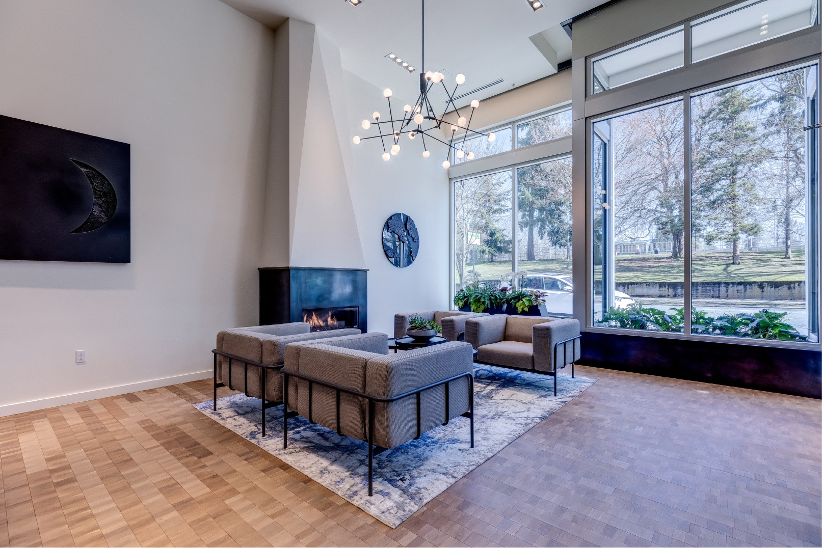 Luna West Seattle — image 2