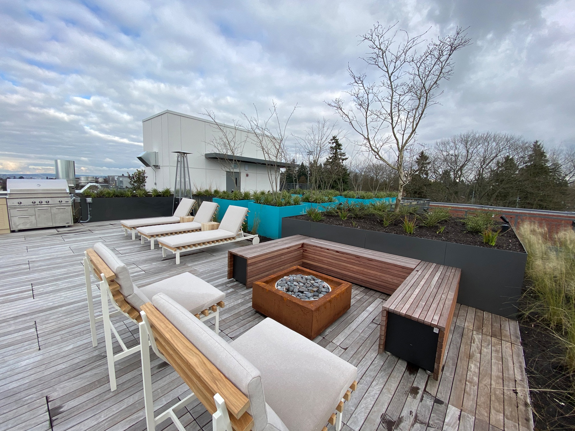 Luna West Seattle — image 11