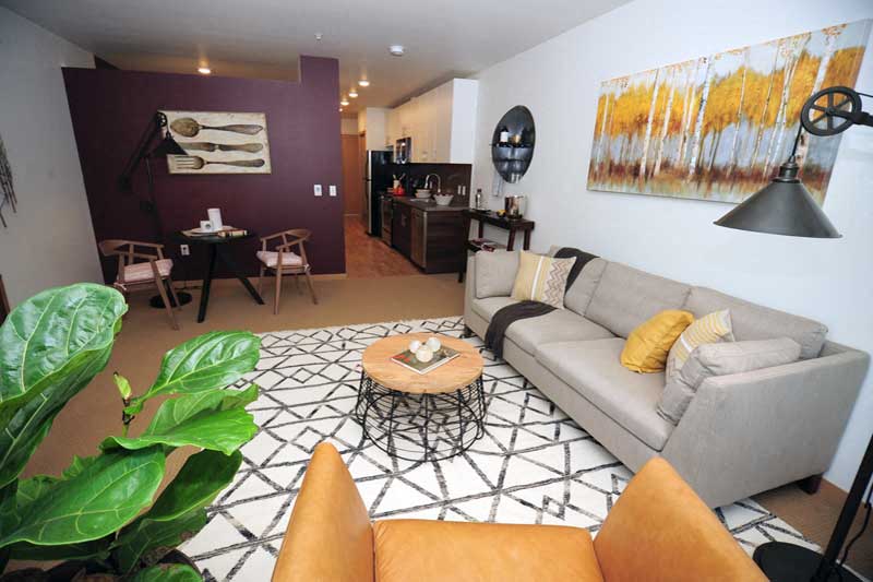 525 at the Enclave — image 31