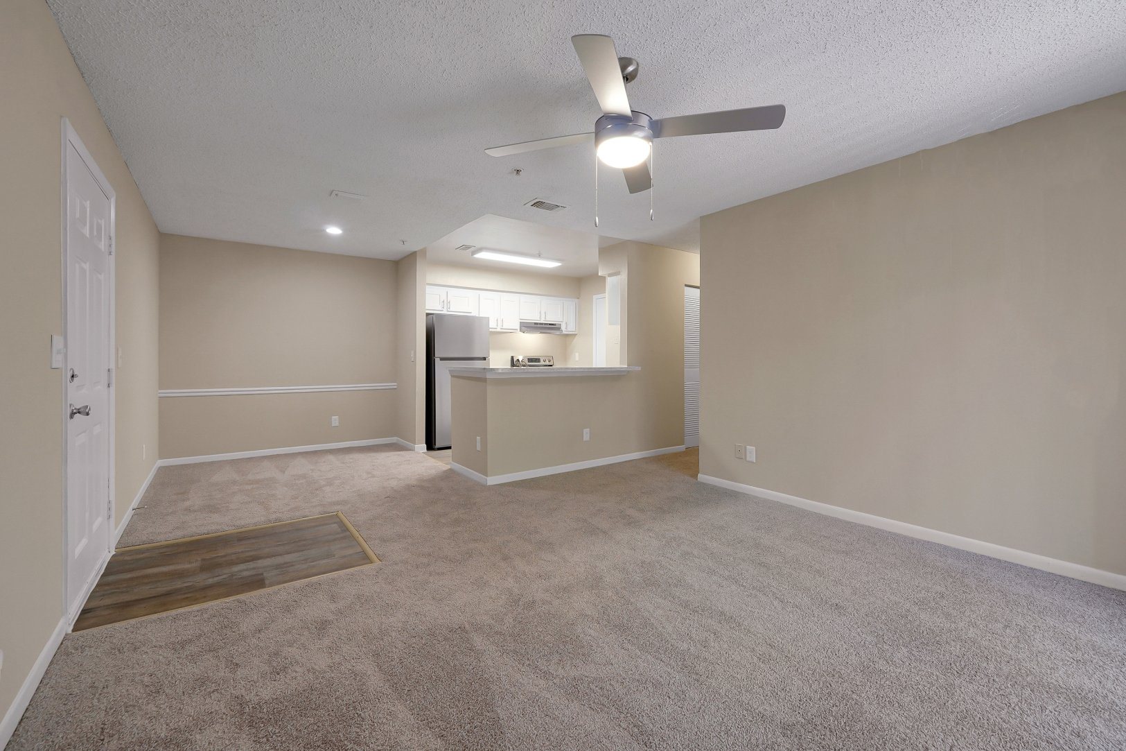living room dining area