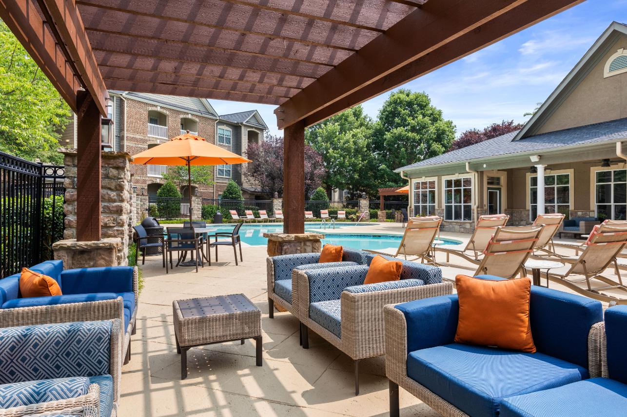 outdoor lounge