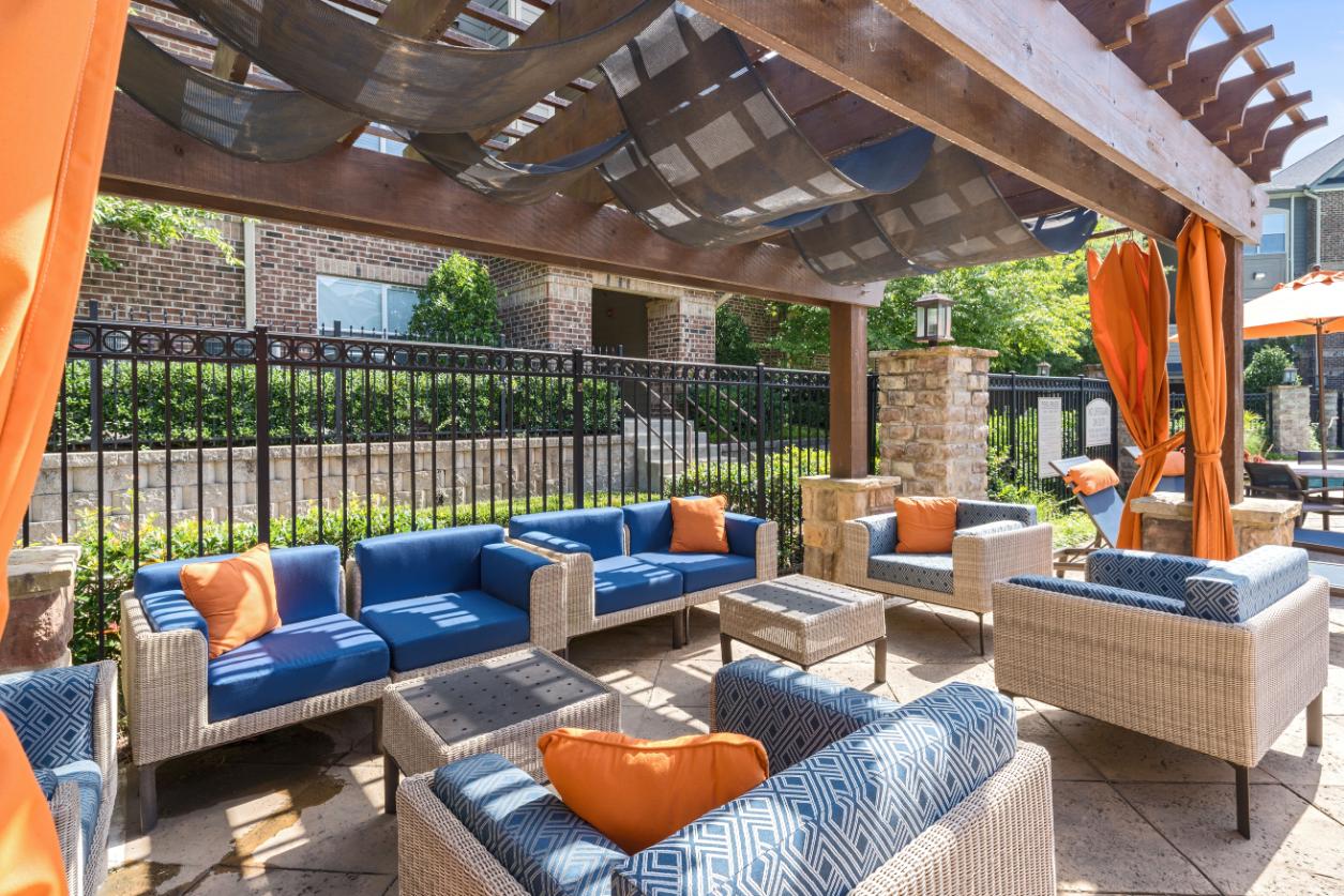 outdoor lounge
