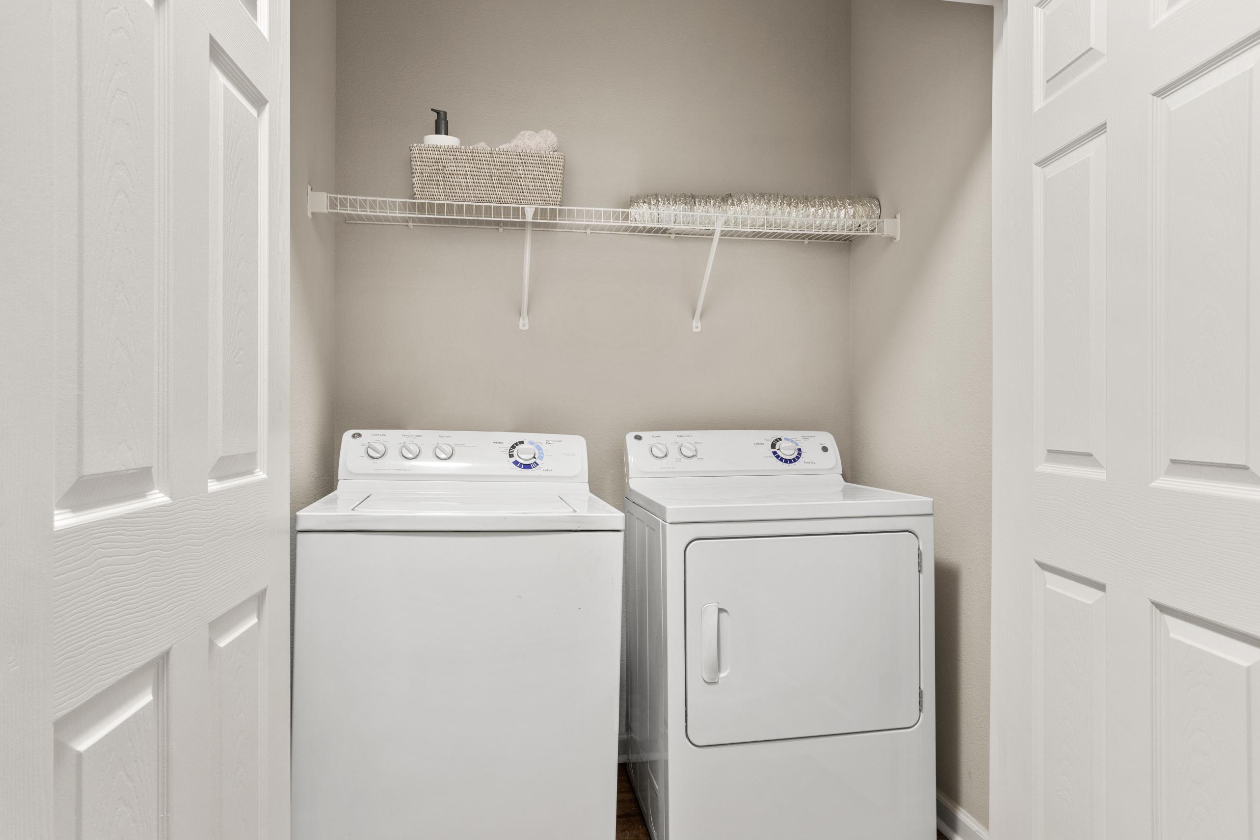 washer/dryer in-unit