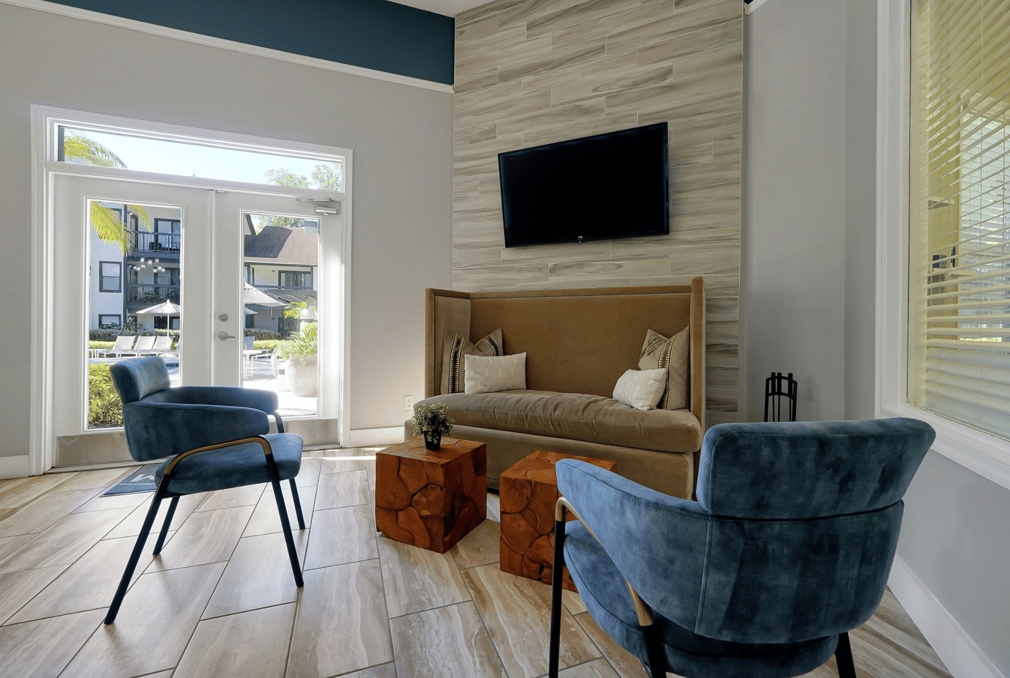 resident lounge