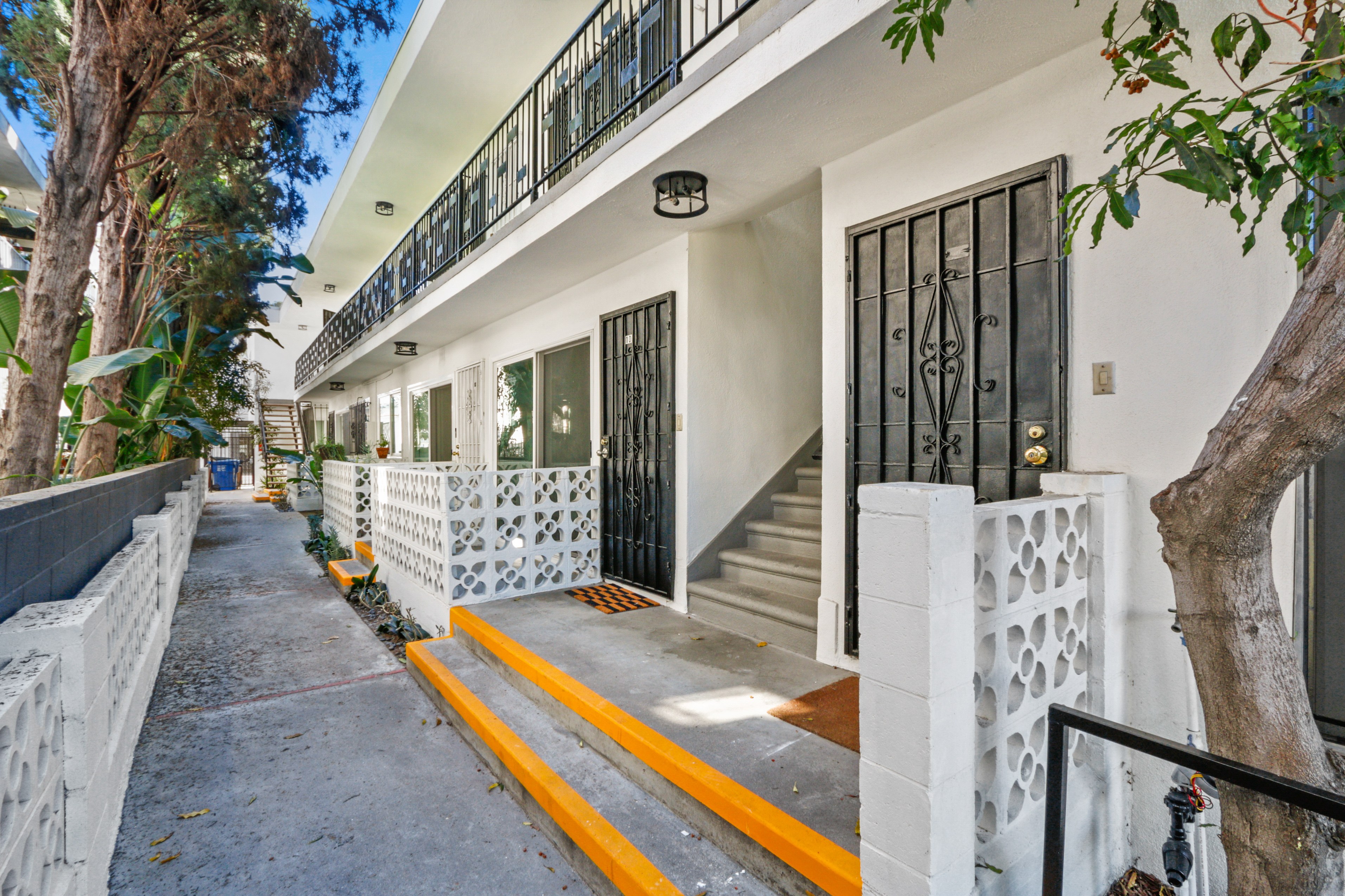 514 North Hayworth #201 Gallery Image #7