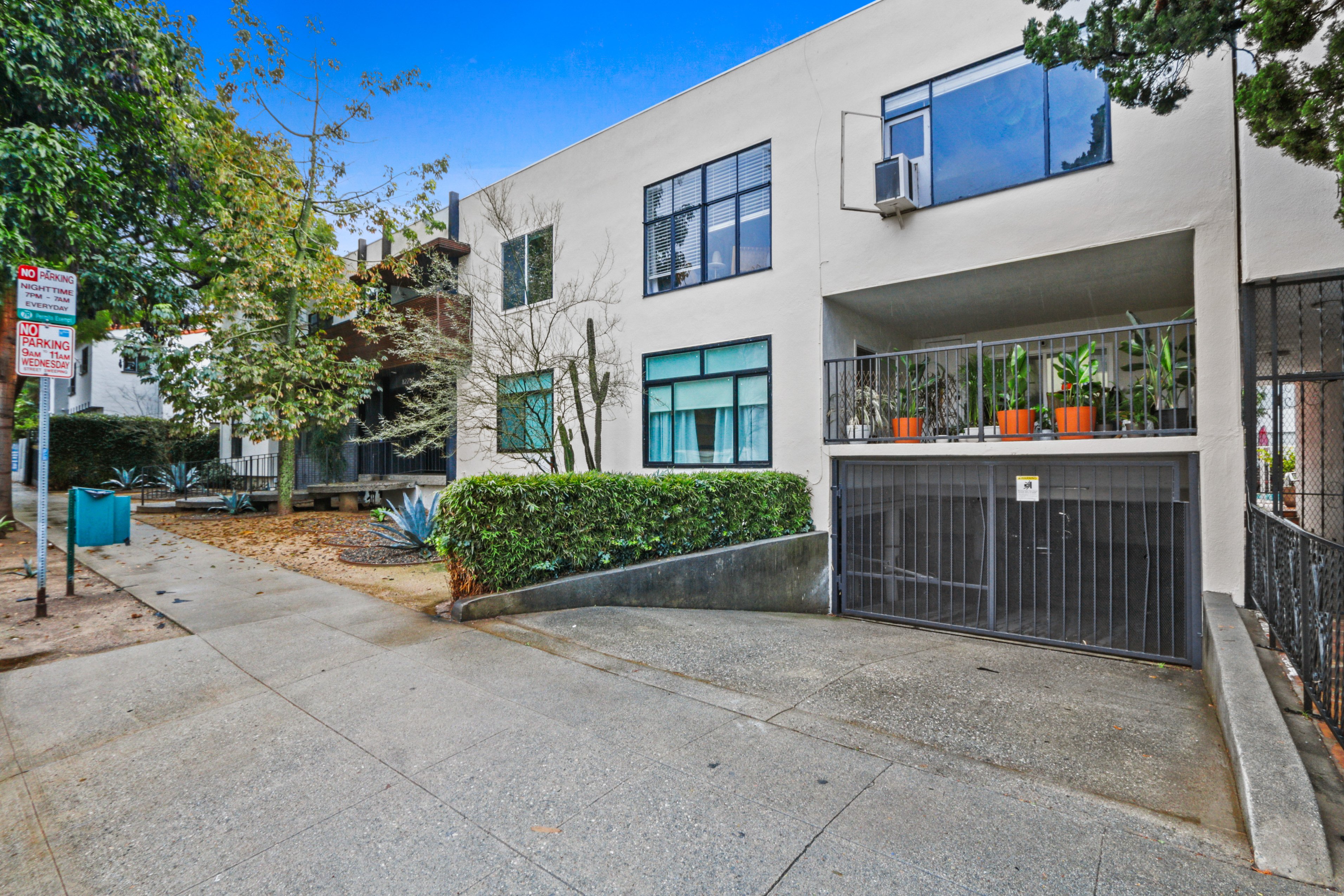 8220 Norton #6 Gallery Image #8
