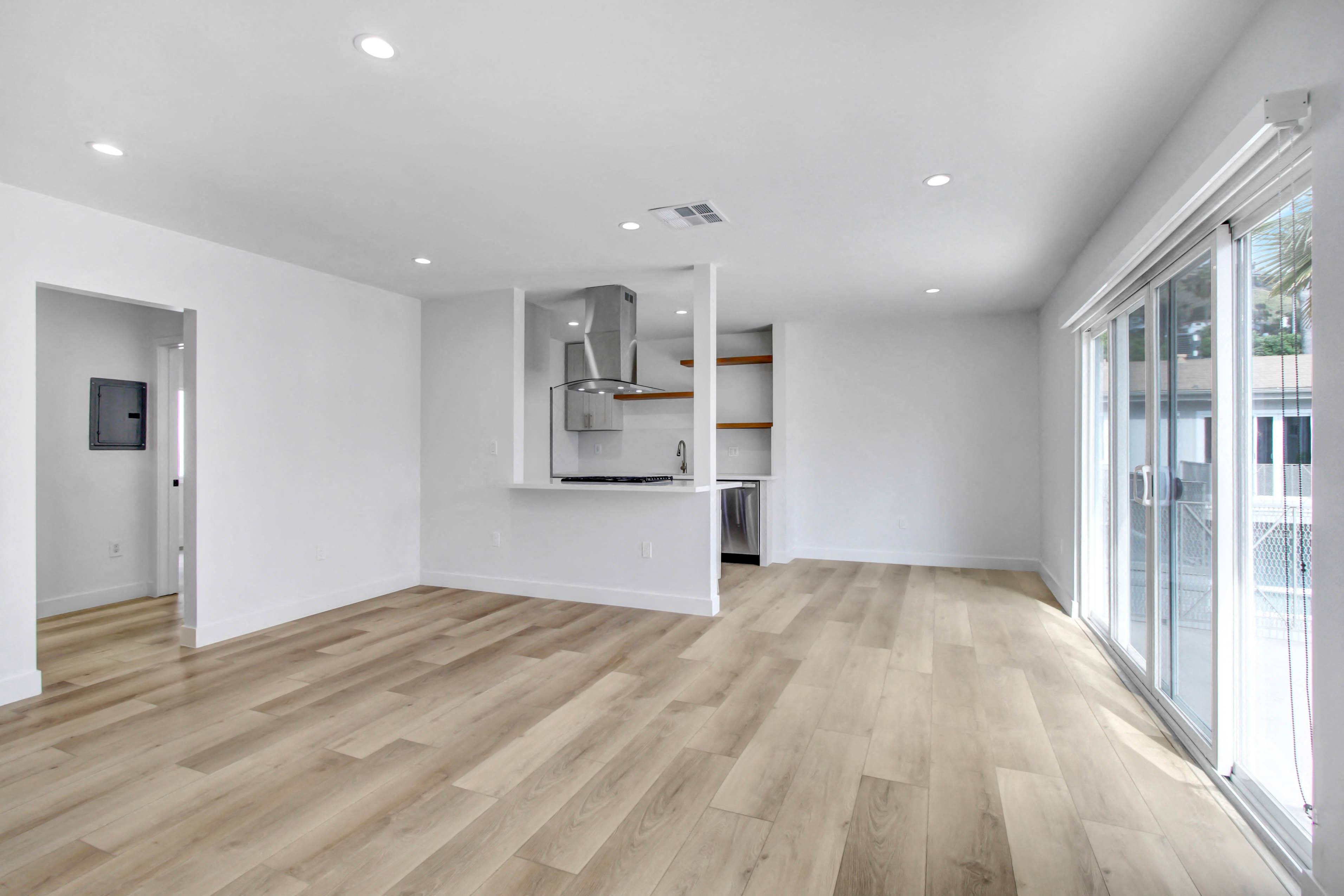 1545 North Laurel Gallery