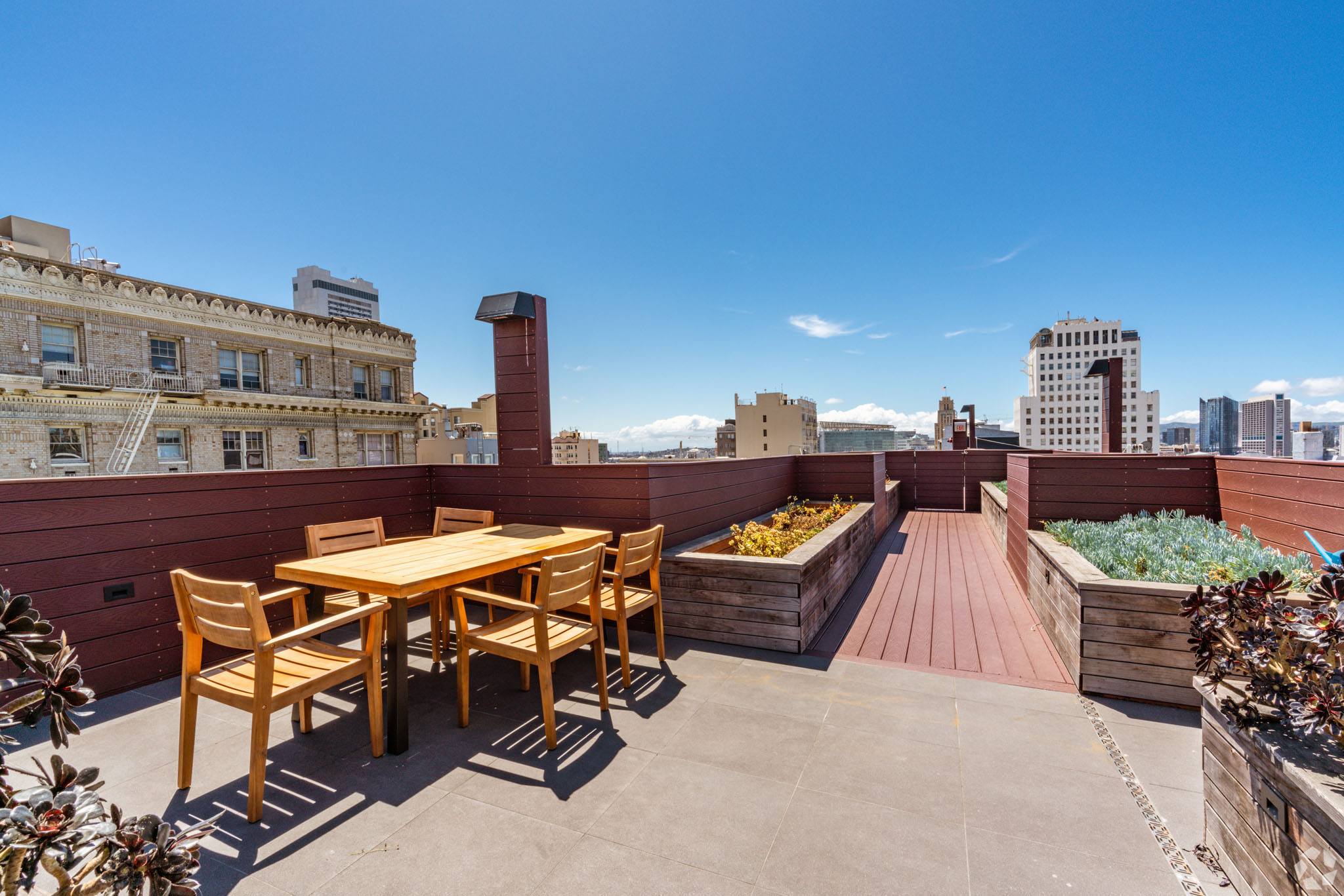 825 Post #107 Gallery Image #10