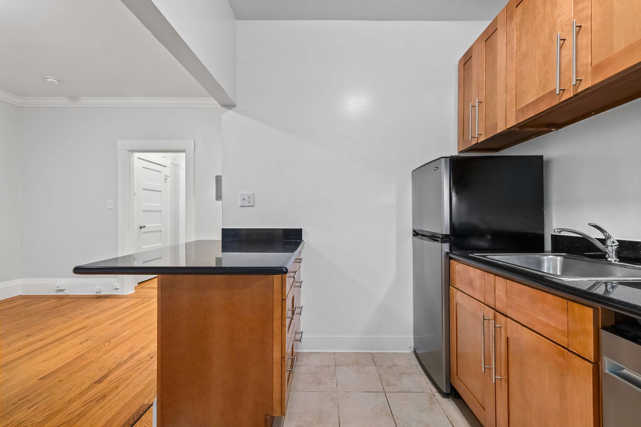 825 Post #119 Gallery Image #3