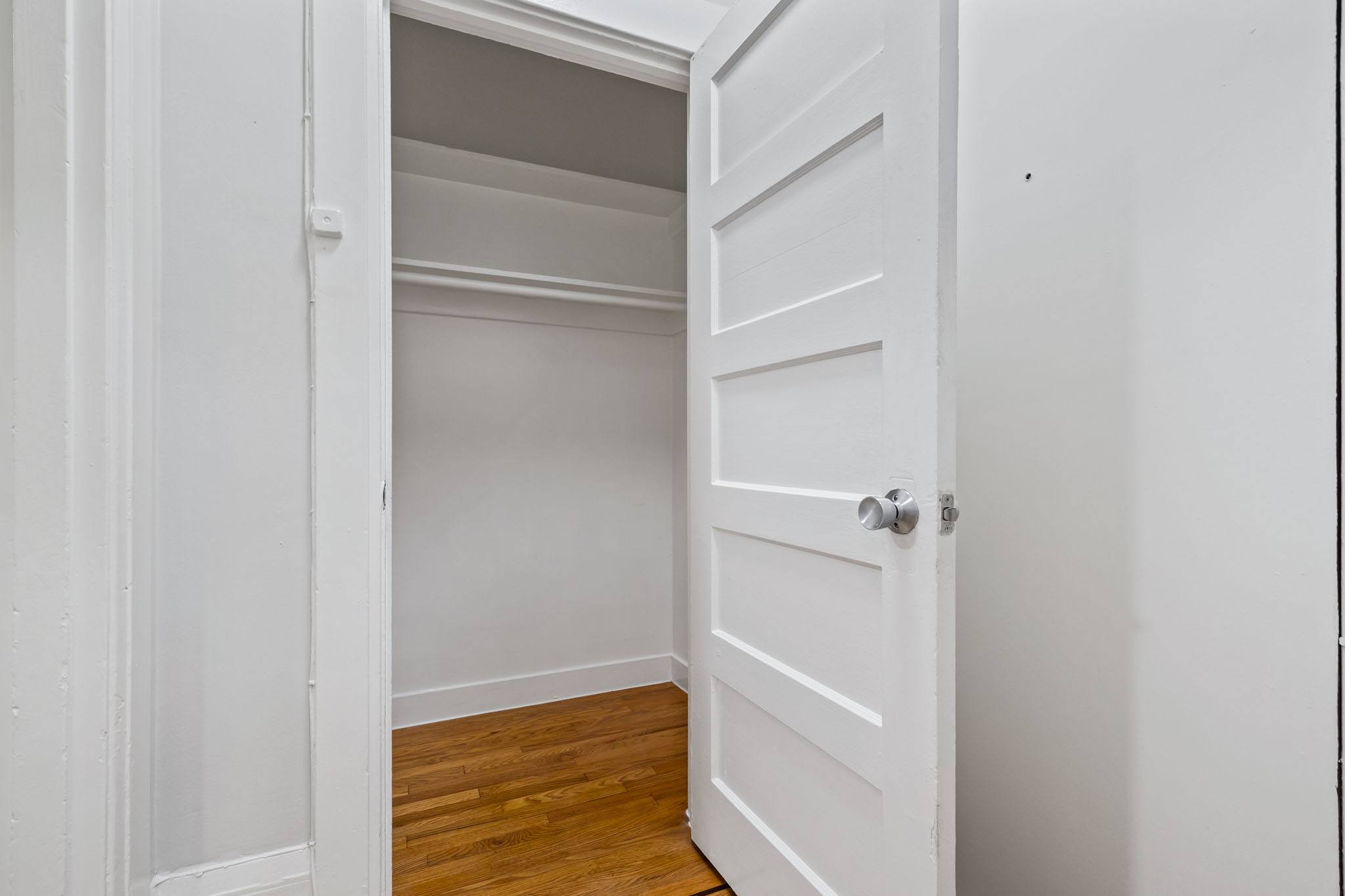 825 Post #119 Gallery Image #5