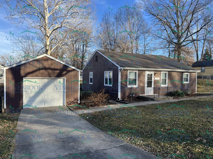 Single Family Home 5247 Laurel Ave Raytown, MO 64133 VineBrook Homes